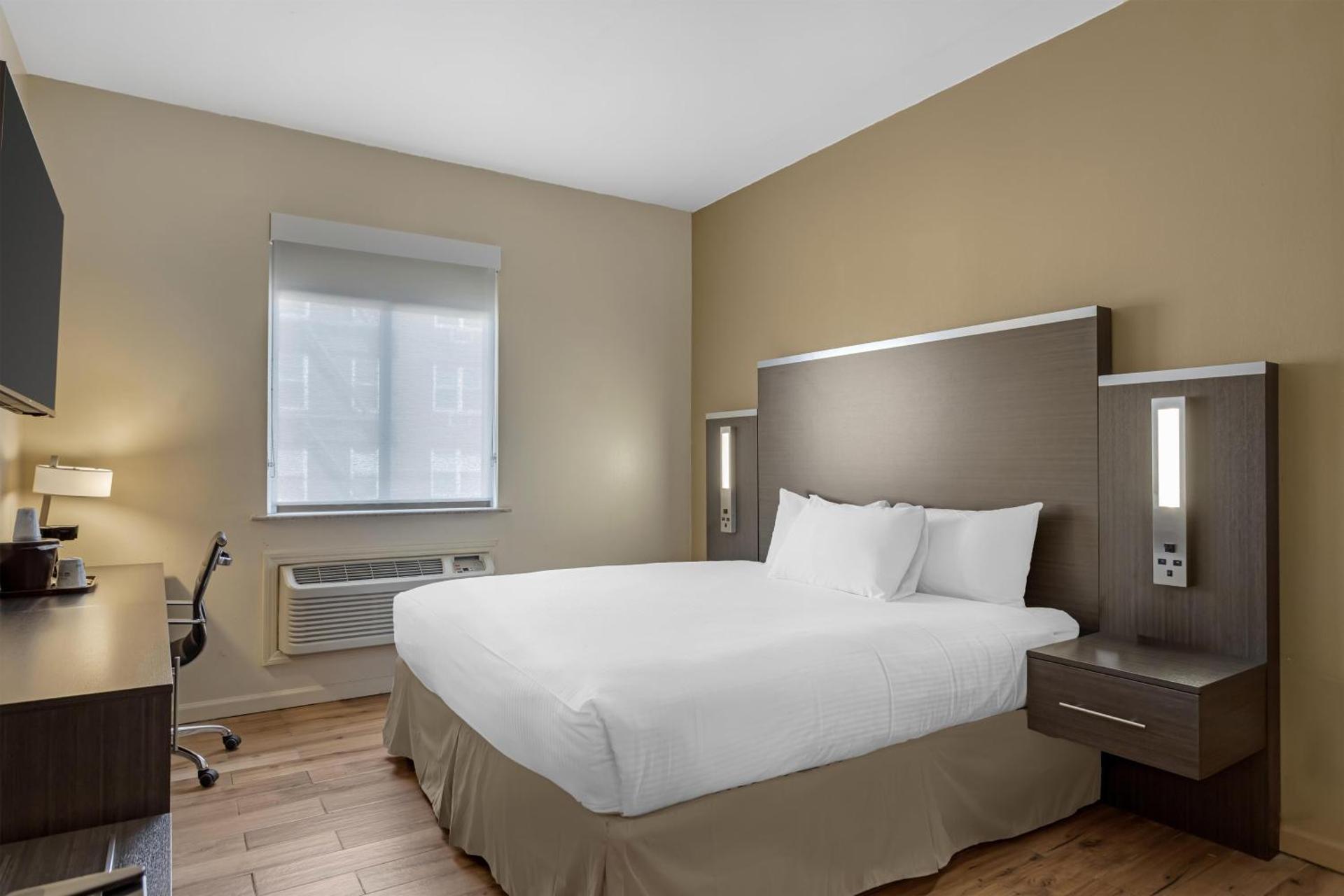 Best Western Jamaica Inn - Photo 27