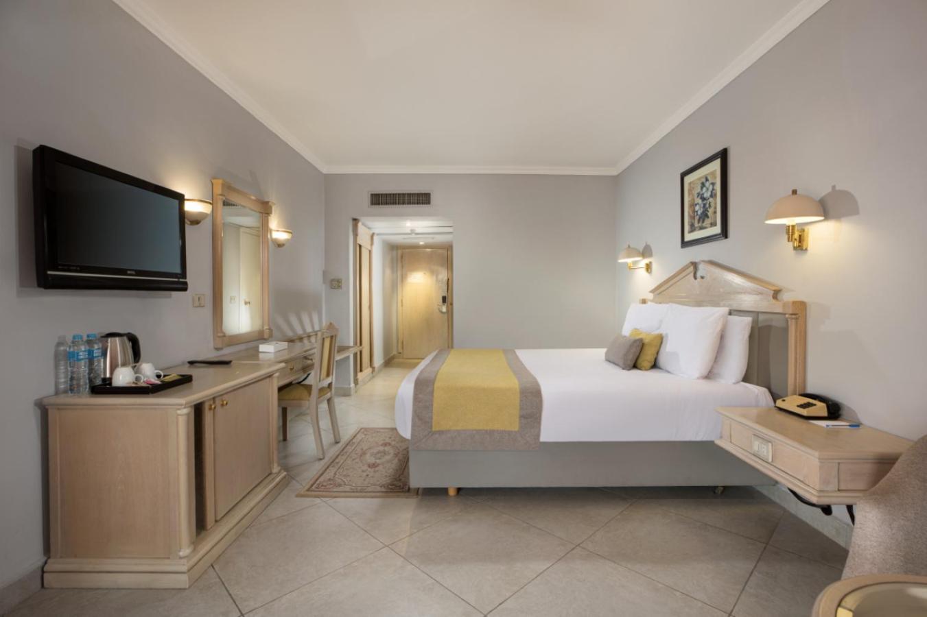 Pyramisa Hotel Luxor - Photo 14