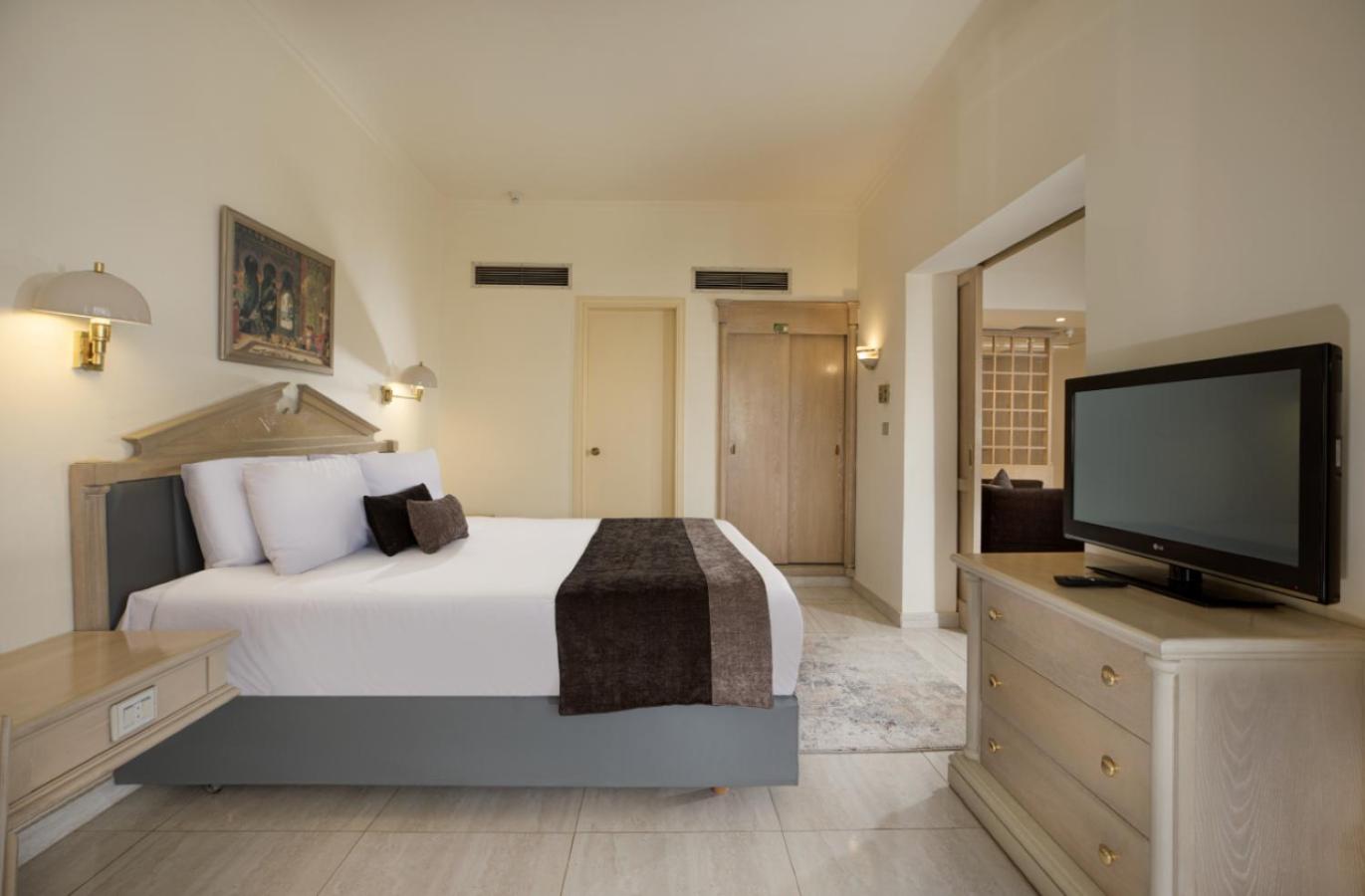 Pyramisa Hotel Luxor - Photo 43