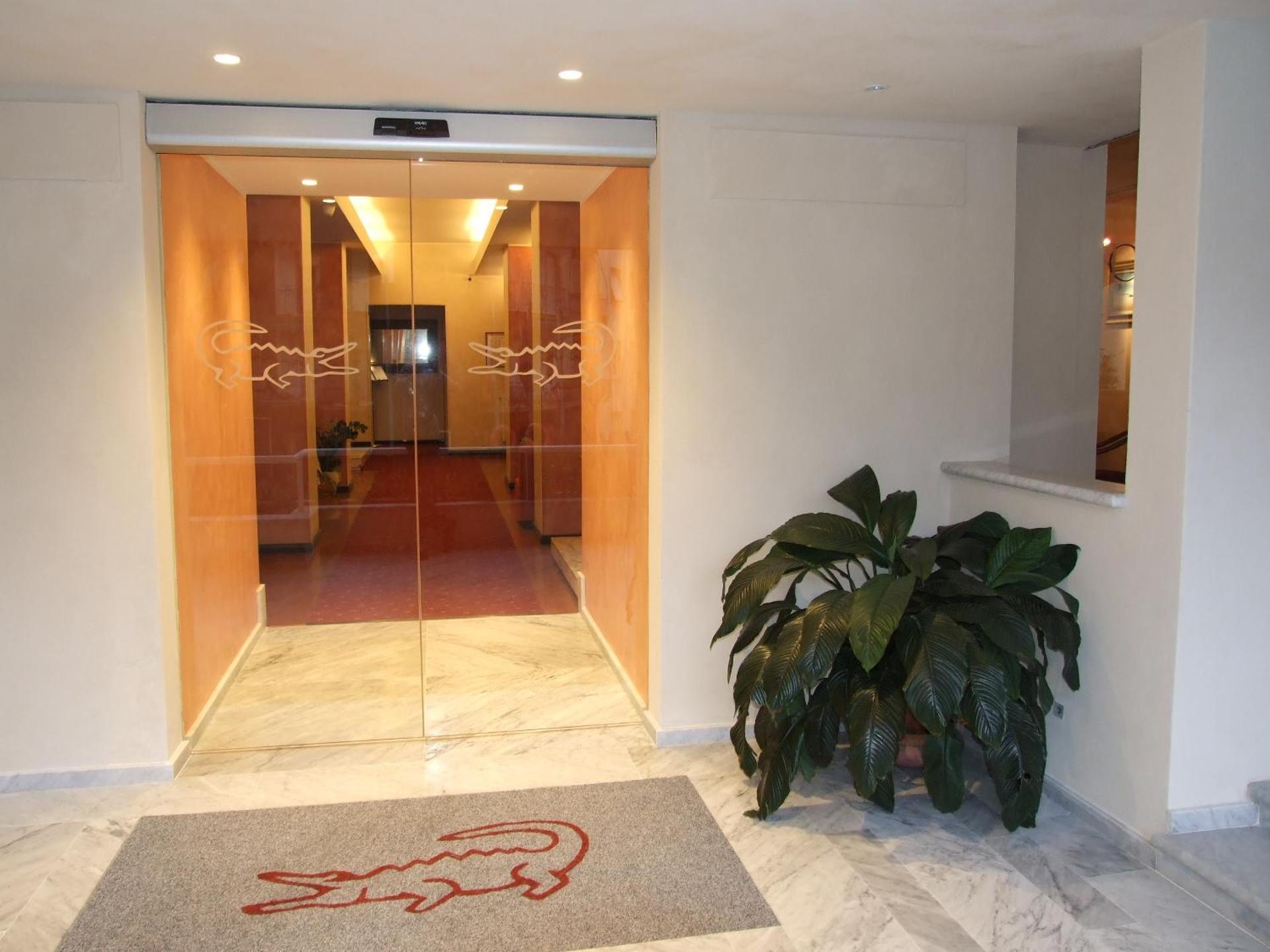 Coccodrillo Hotel & Apartments - Photo 3