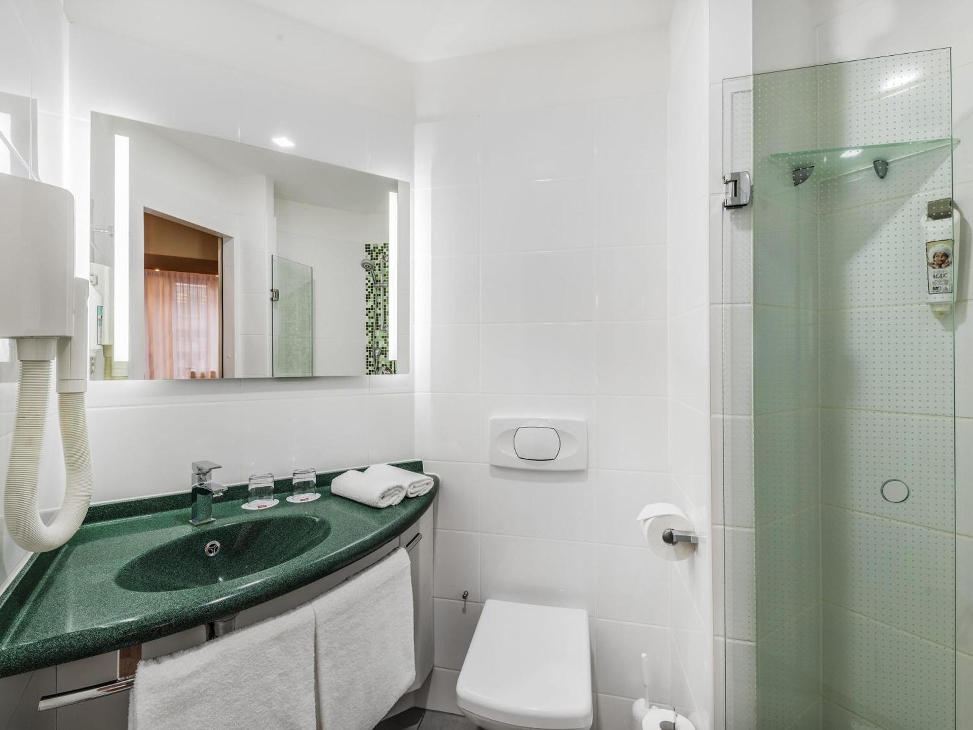 Ibis Budapest City - Photo 43