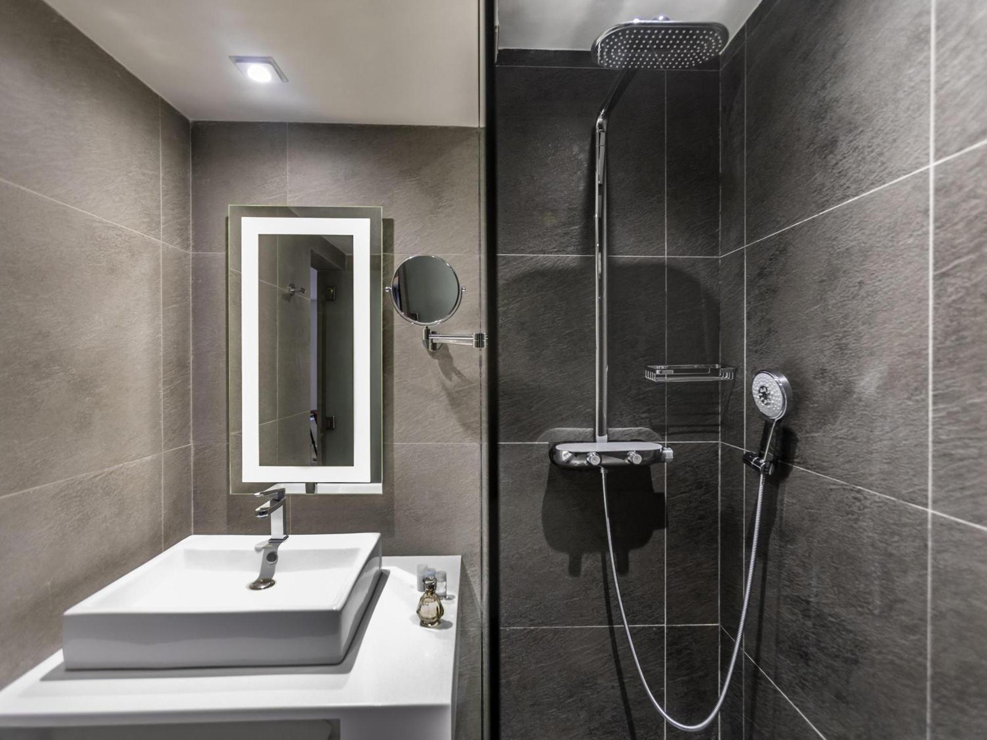 Novotel Mexico City Santa Fe - Photo 25