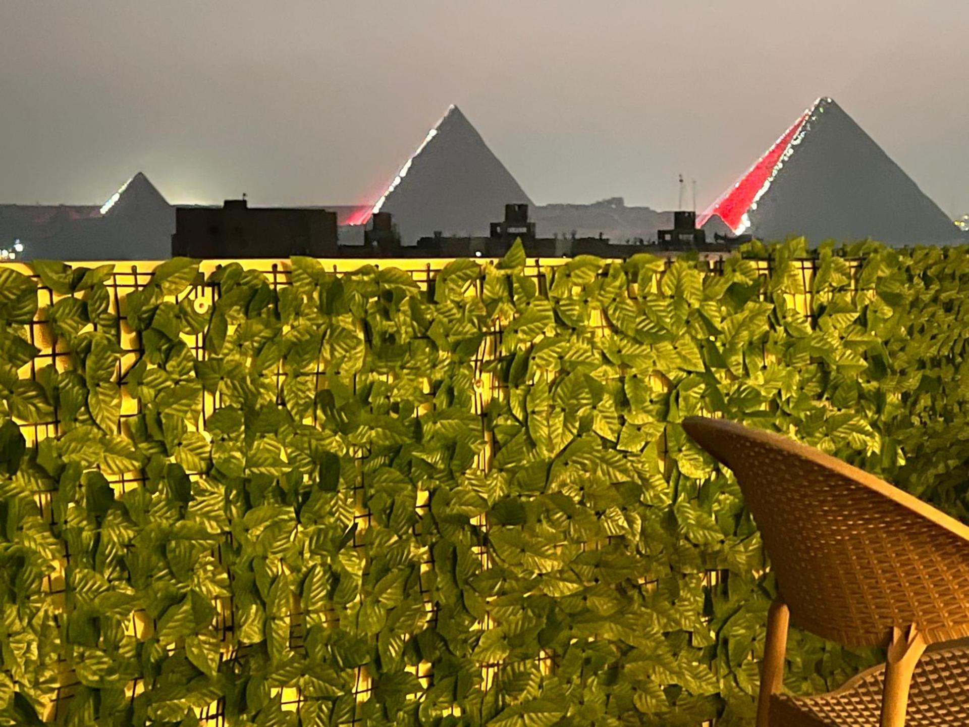 Rose pyramids view - Photo 57