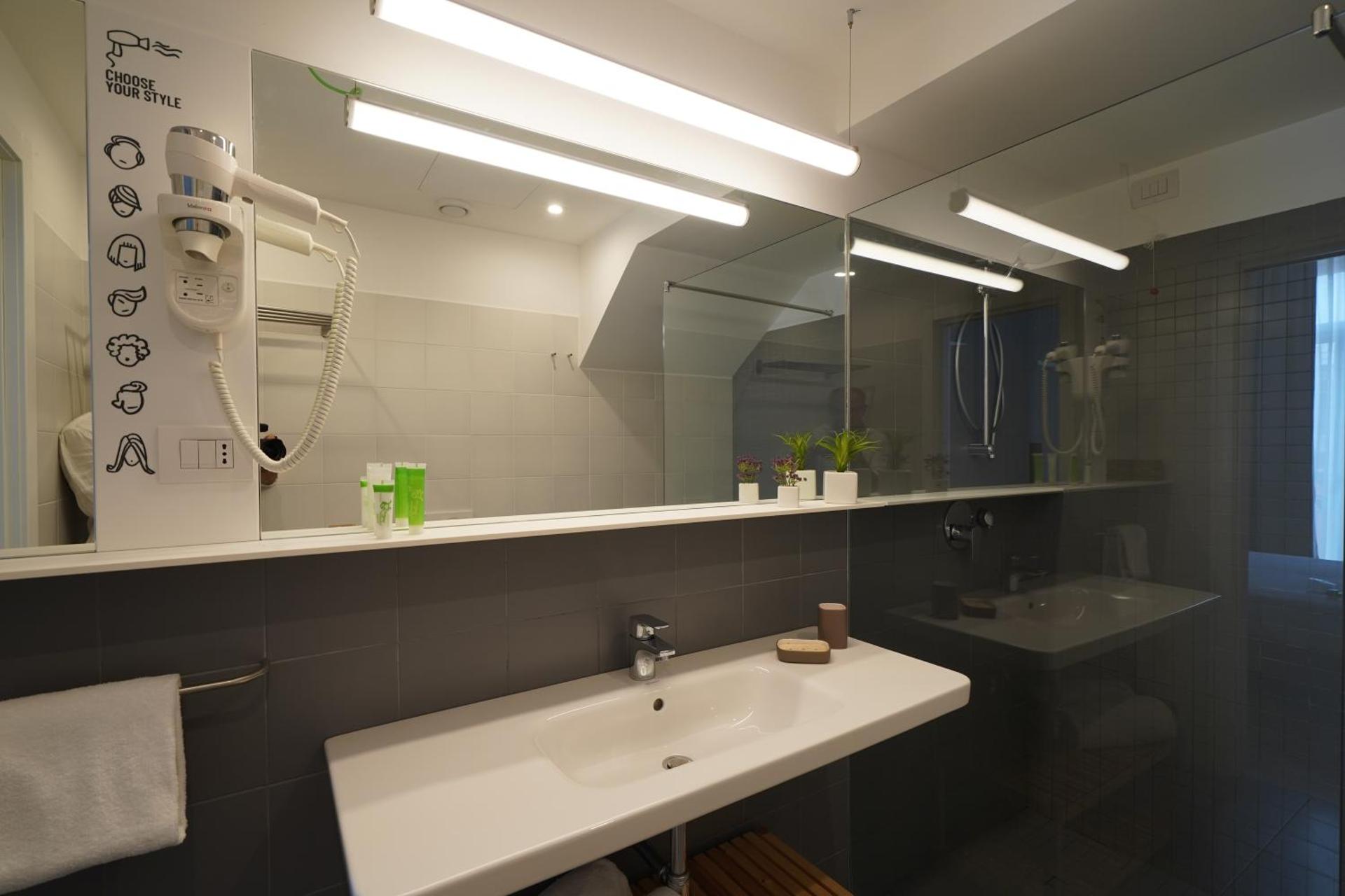 Hotel Piazza Bellini & Apartments - Photo 16
