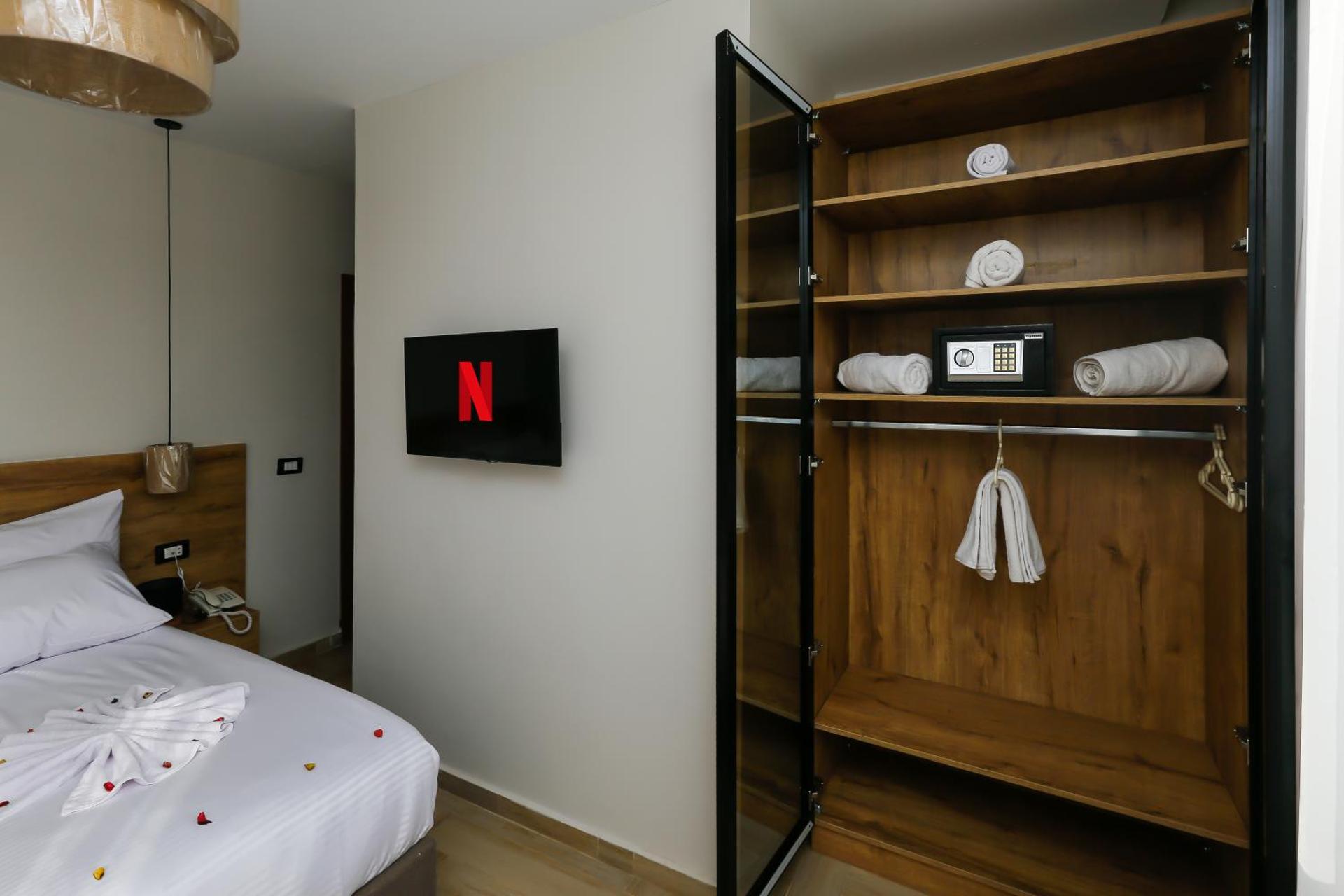 Rixoss tower Pyramids View - Photo 45