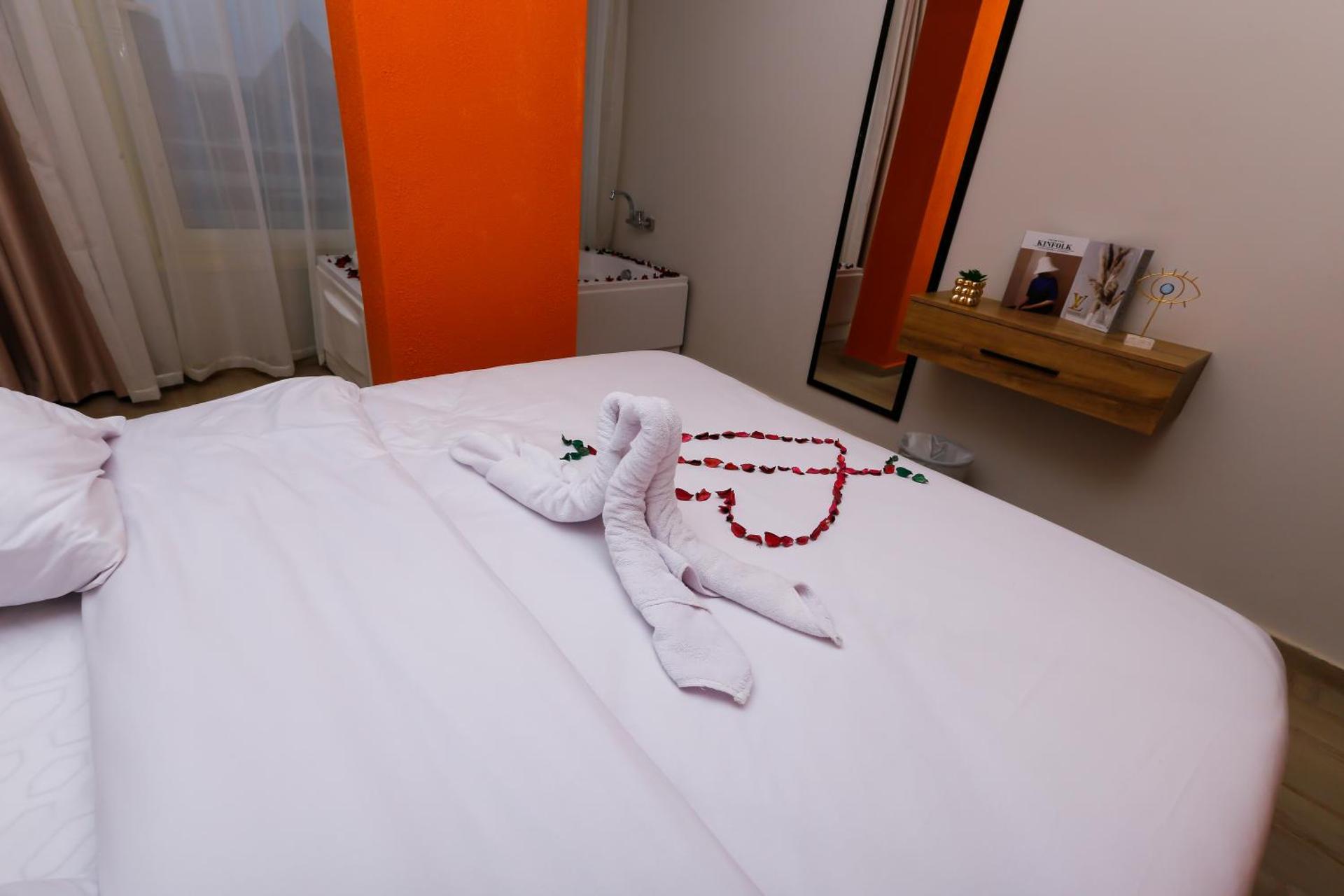 Rixoss tower Pyramids View - Photo 15