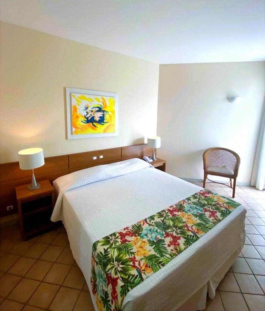 Ingleses Praia Hotel - Photo 34