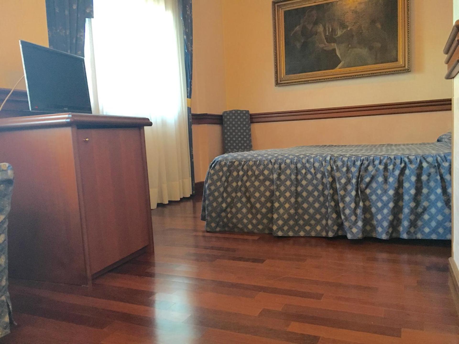 Hotel Minerva - Photo 71