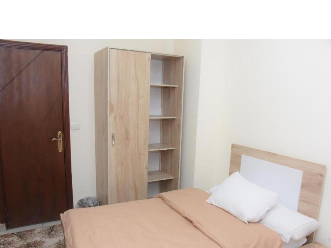 Classic Pyramids inn - Photo 35