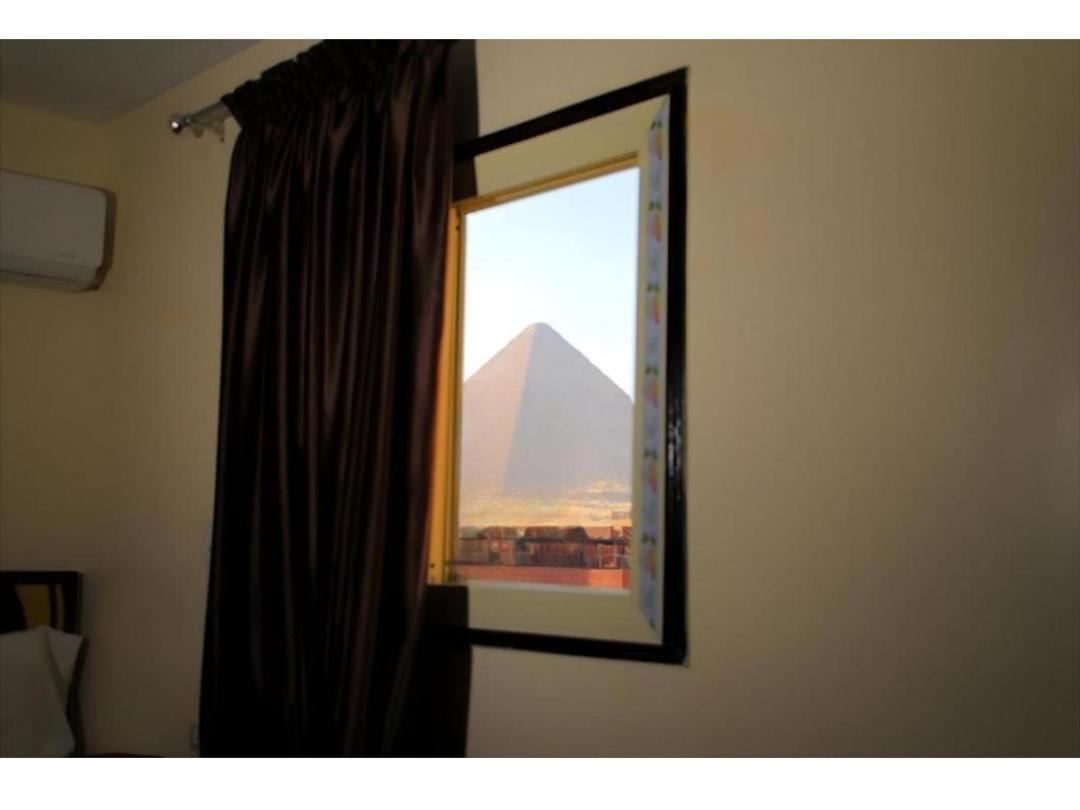 Classic Pyramids inn - Photo 36