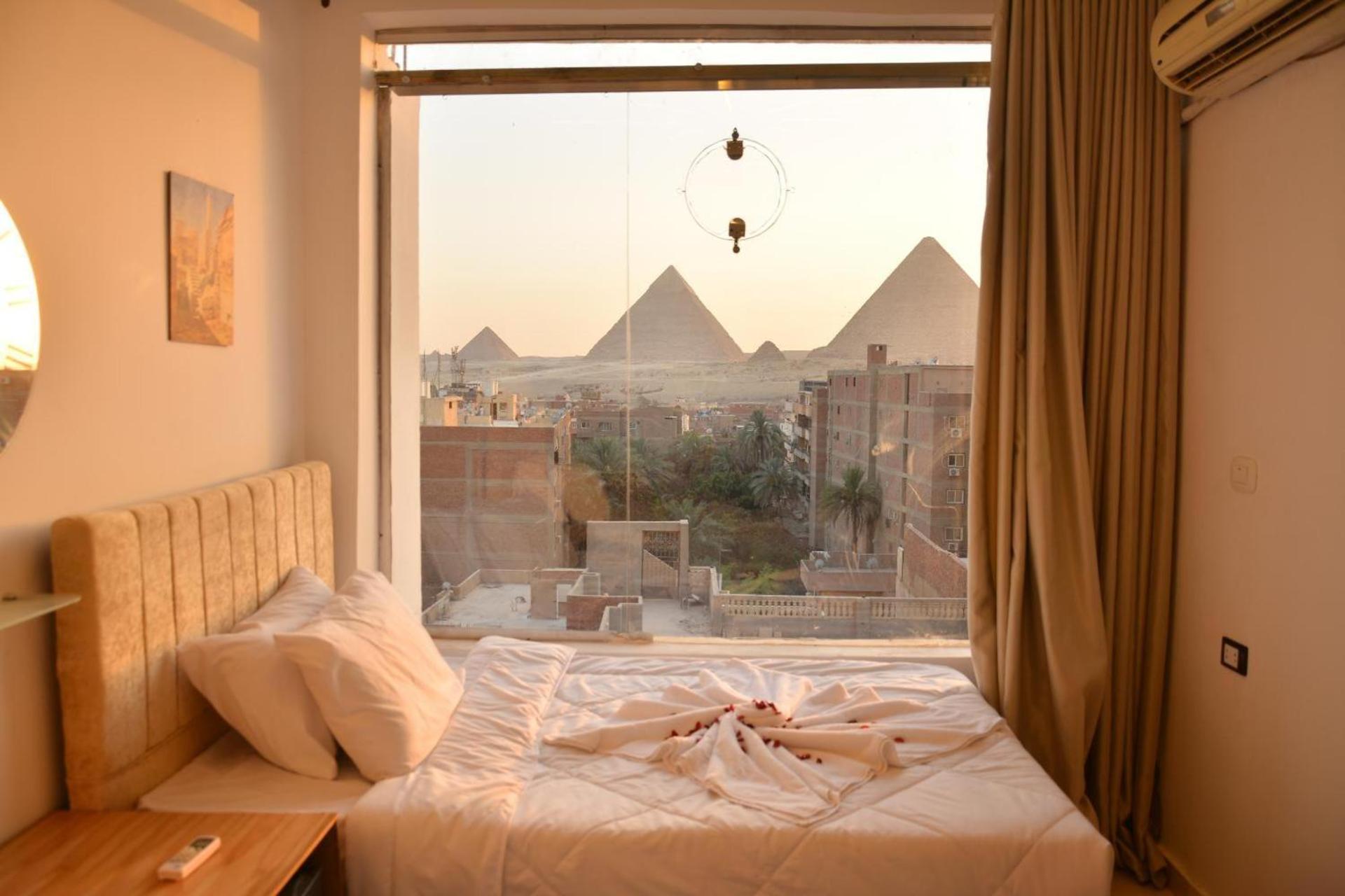 Deluxe Double or Twin Room with Mountain View