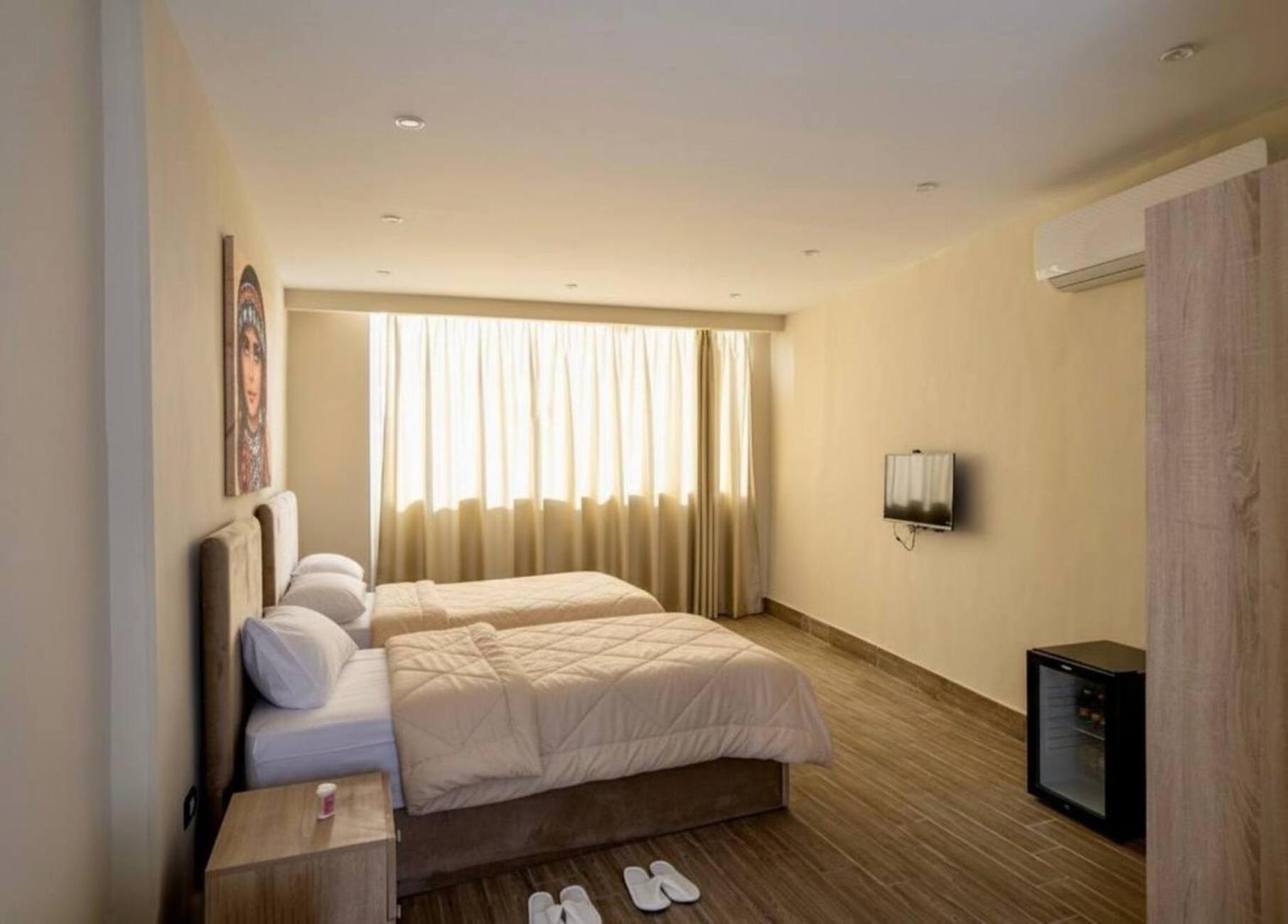 majjesticc INN pyramids view - Photo 3