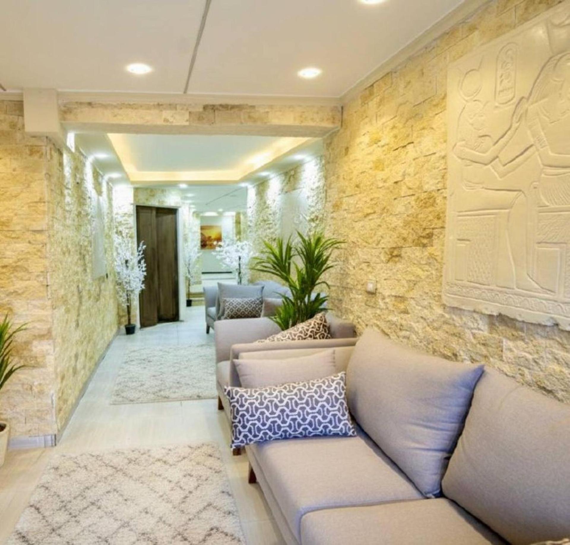 majjesticc INN pyramids view - Photo 26