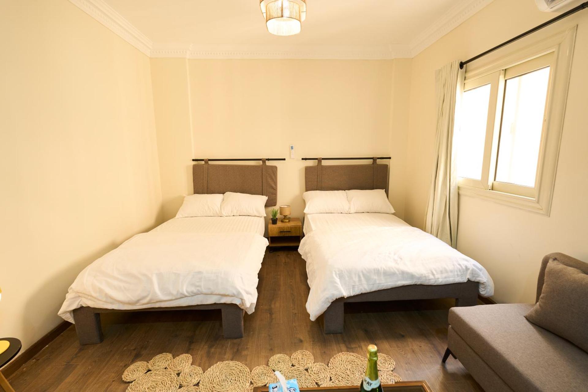 Jira Inn Hotel - چيران - Photo 8