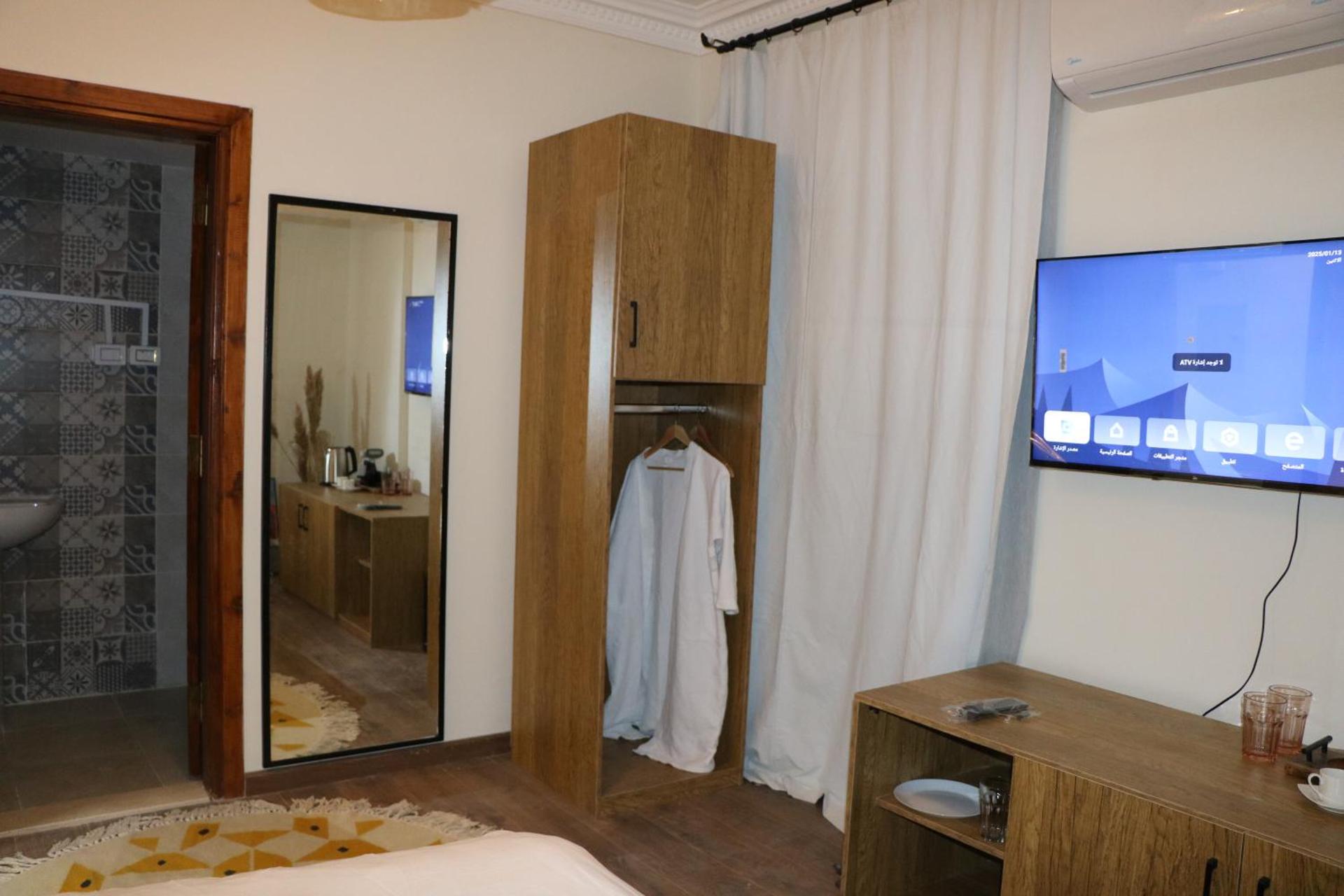 Jira Inn Hotel - چيران - Photo 124