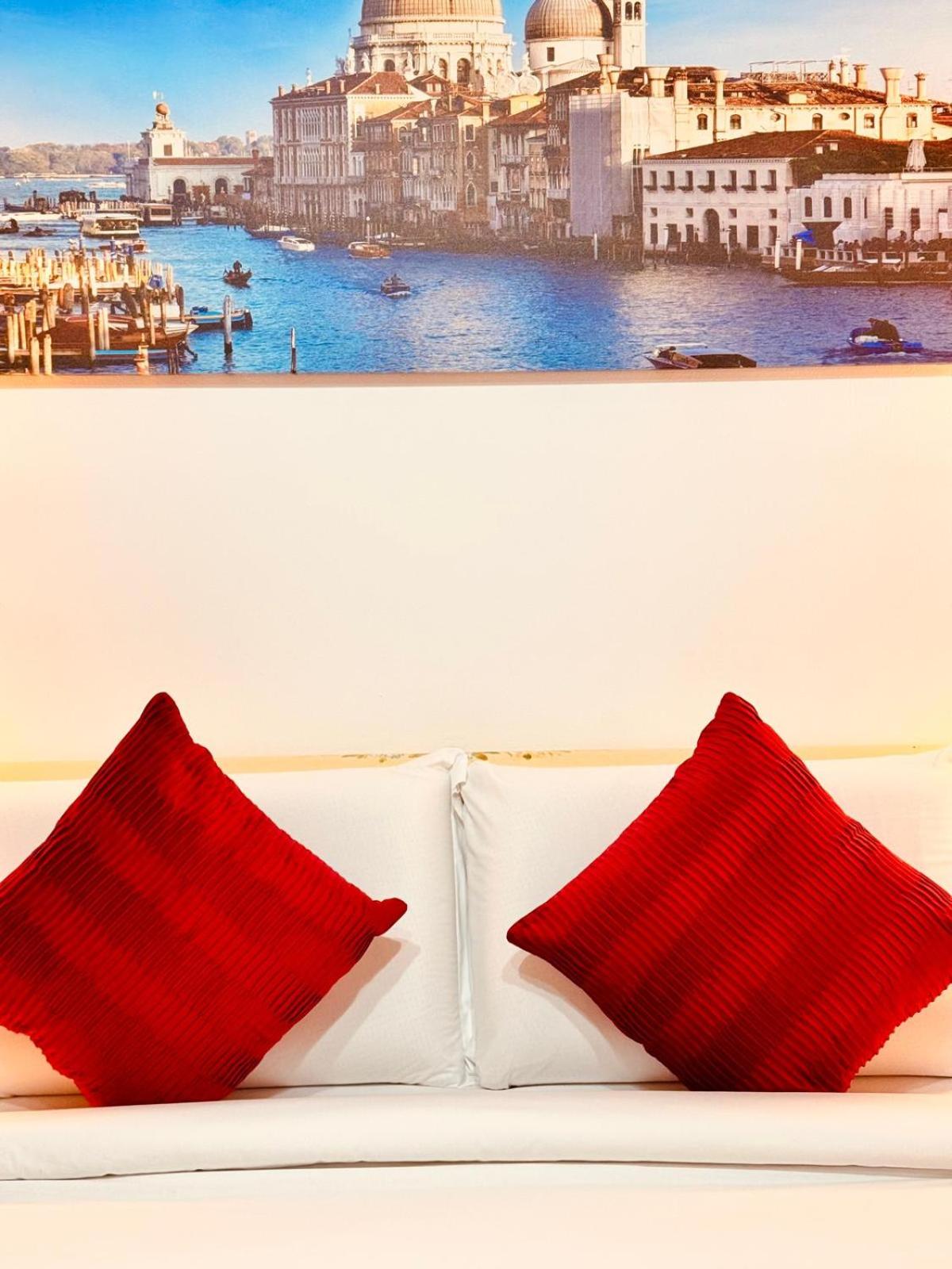 Hotel Henry Venice - Photo 11