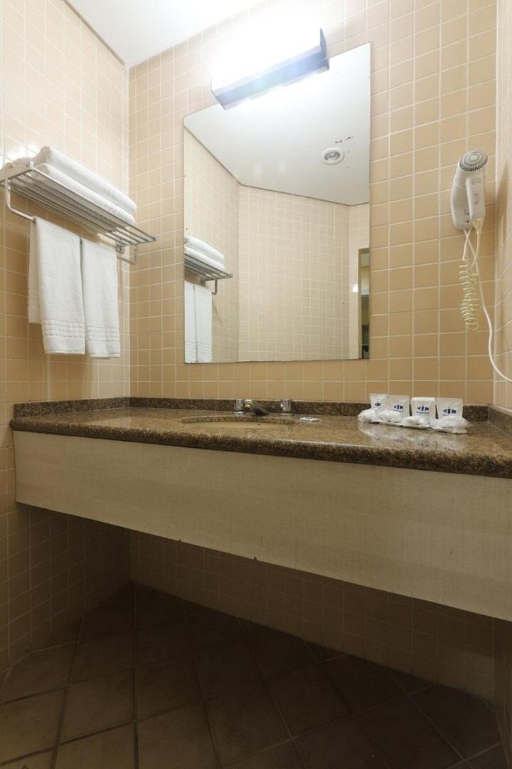 Ingleses Praia Hotel - Photo 46