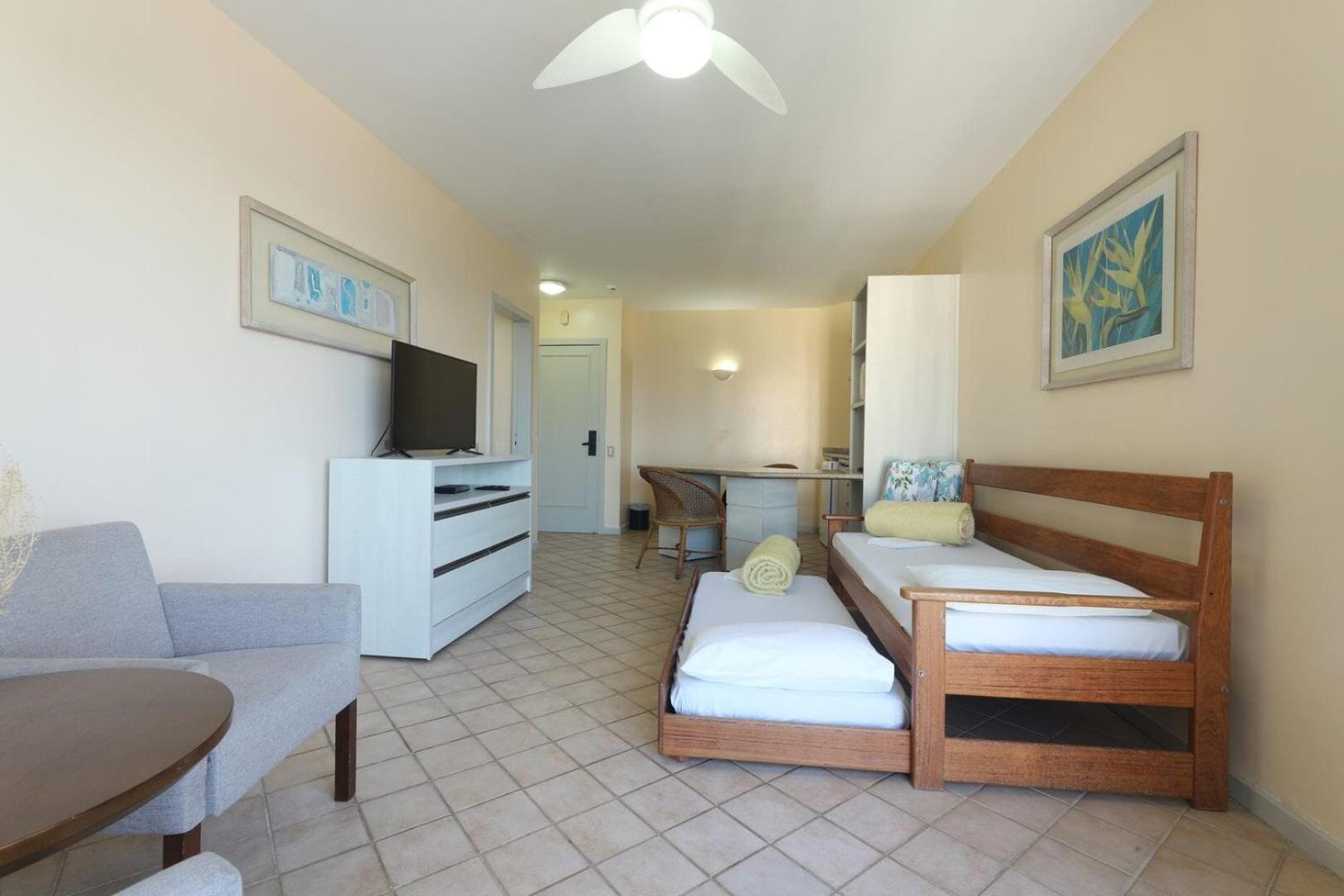 Ingleses Praia Hotel - Photo 48