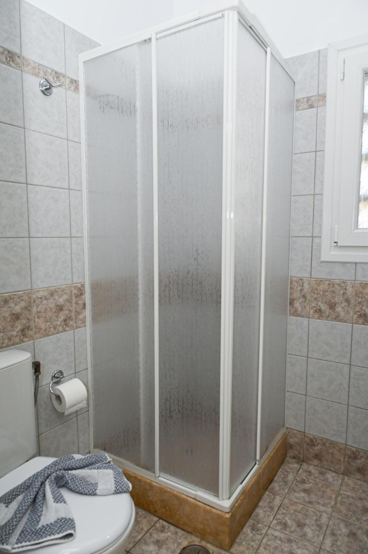 Akrothalassia - Photo 4