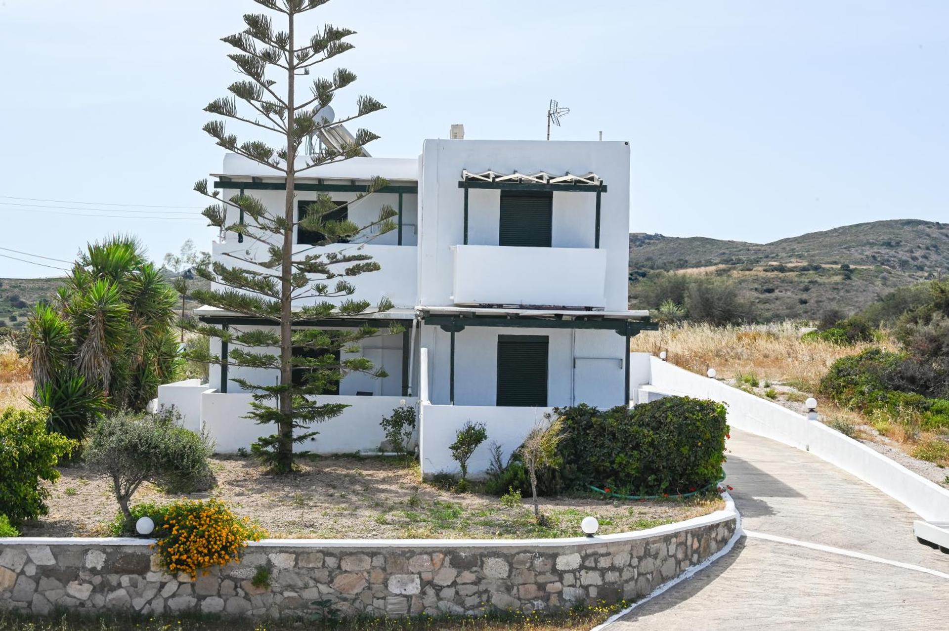 Akrothalassia - Photo 107