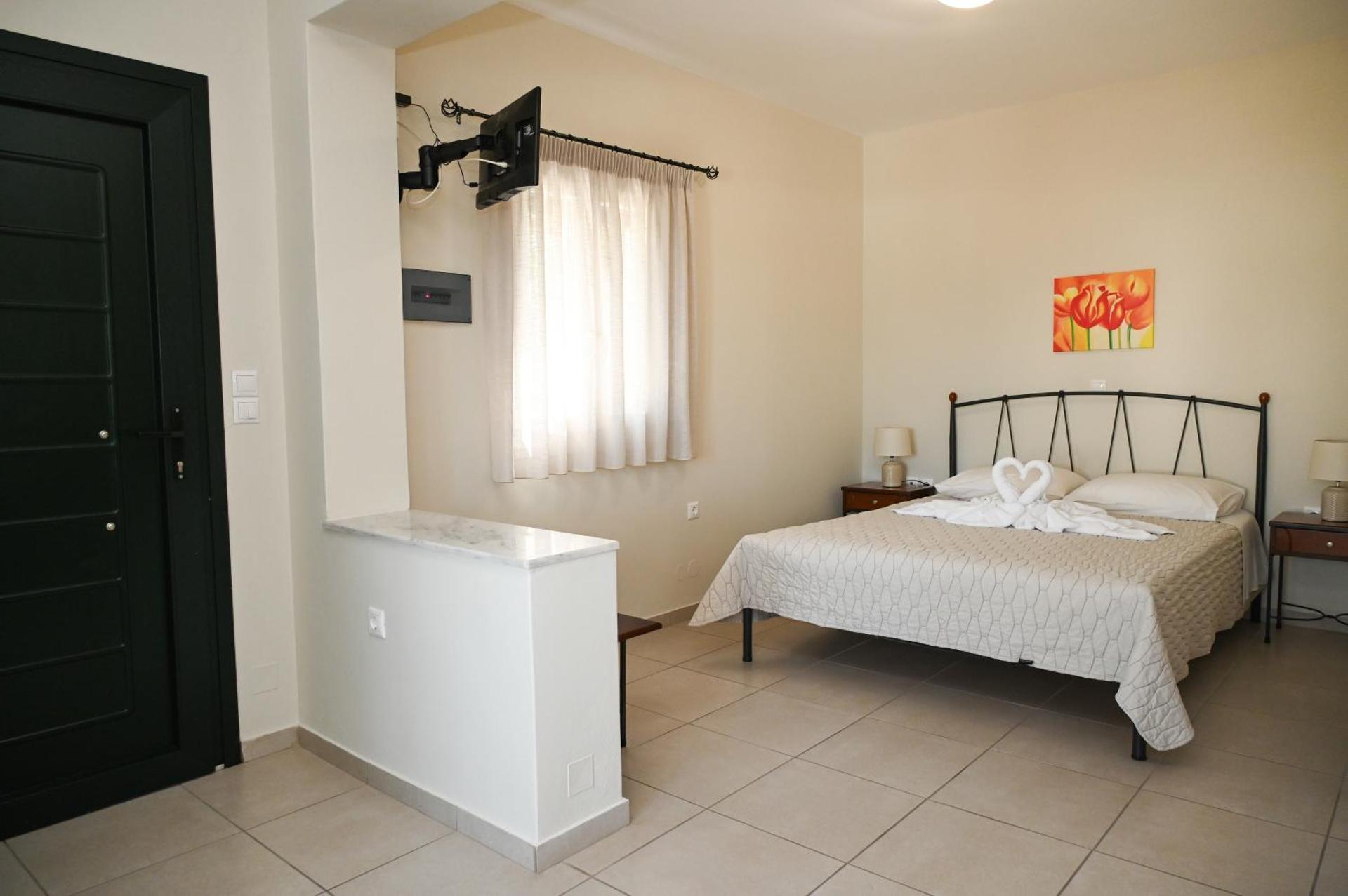 Akrothalassia - Photo 86