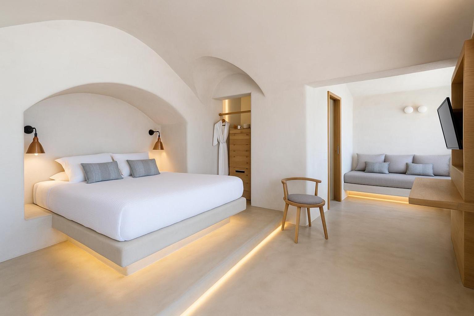 Deluxe  Suite with Caldera View