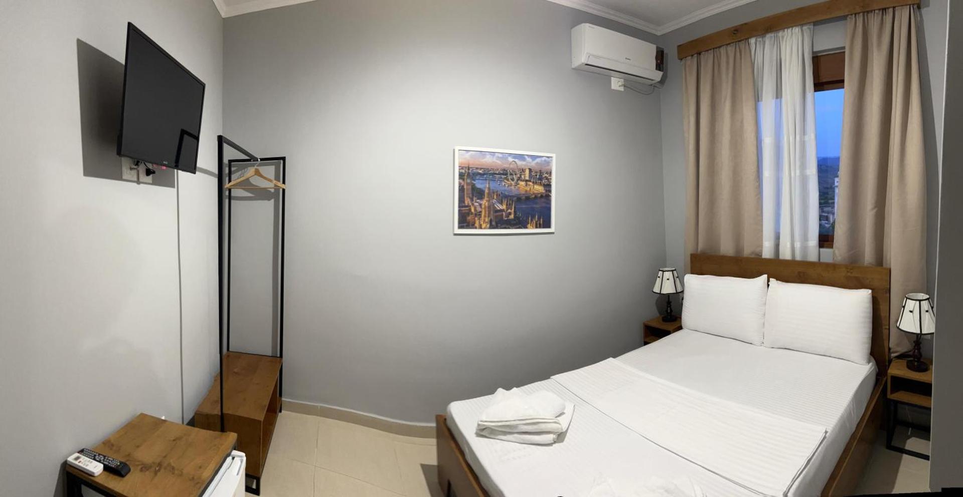 Waypoint Inn - Photo 6