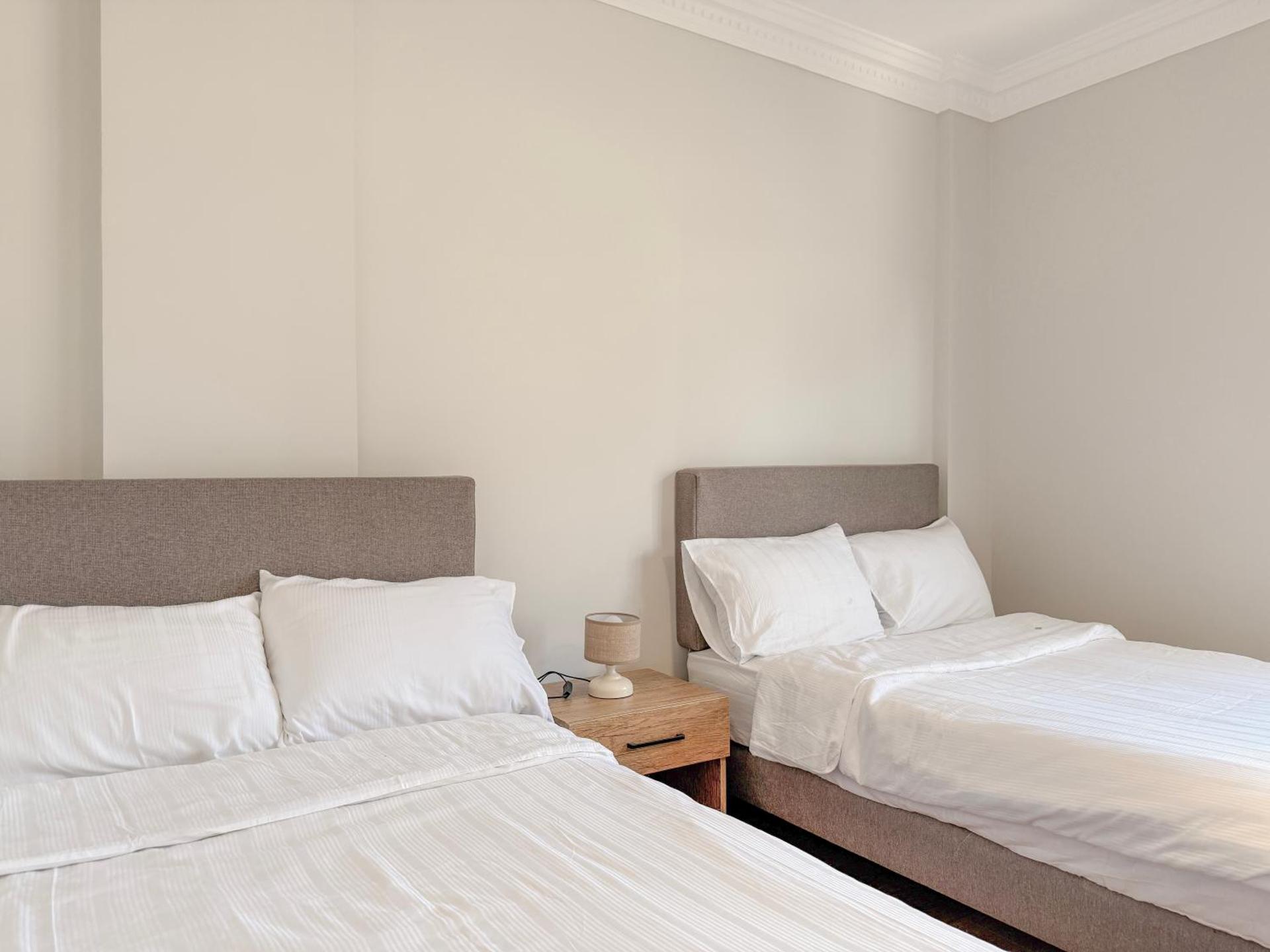 Jira Inn Hotel - چيران - Photo 84