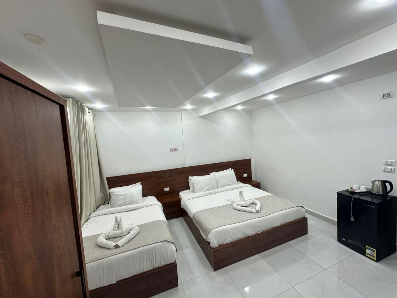 Princ pyramids view - Photo 37