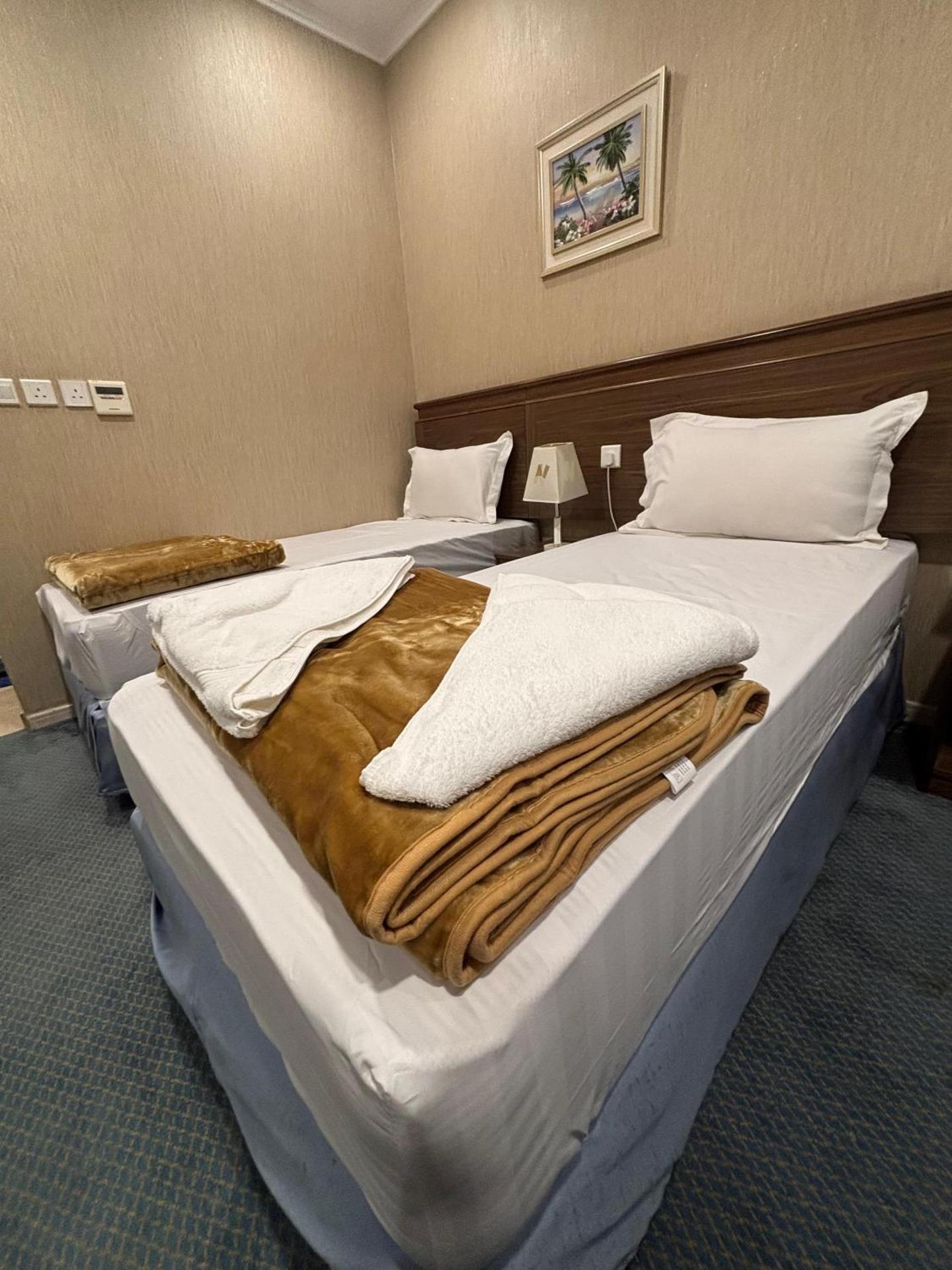 Town House Castle Hotel - Photo 4