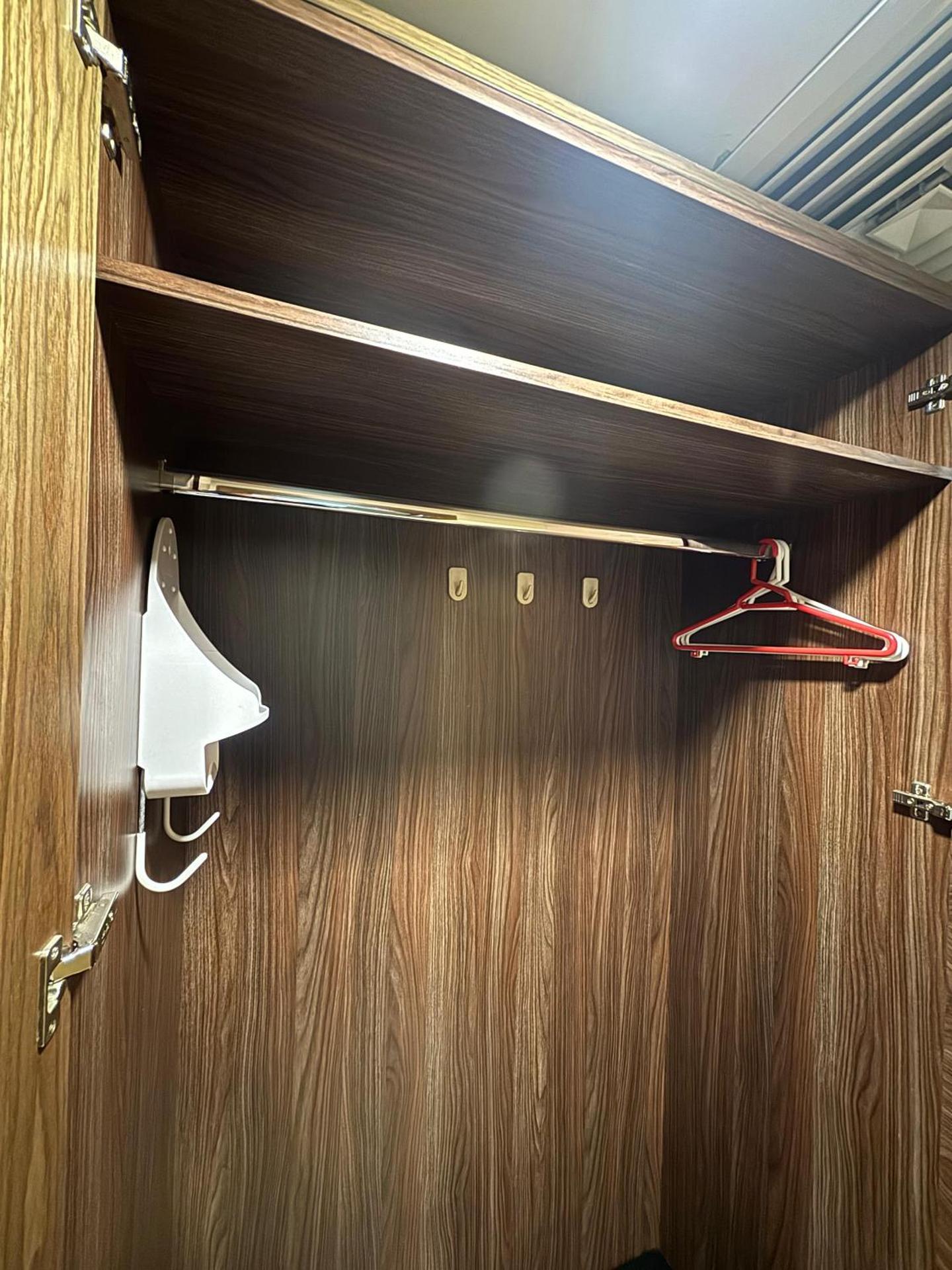 Town House Castle Hotel - Photo 6