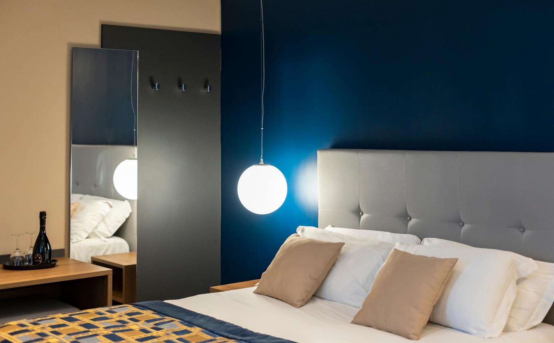 Mazzini Suites - Photo 25