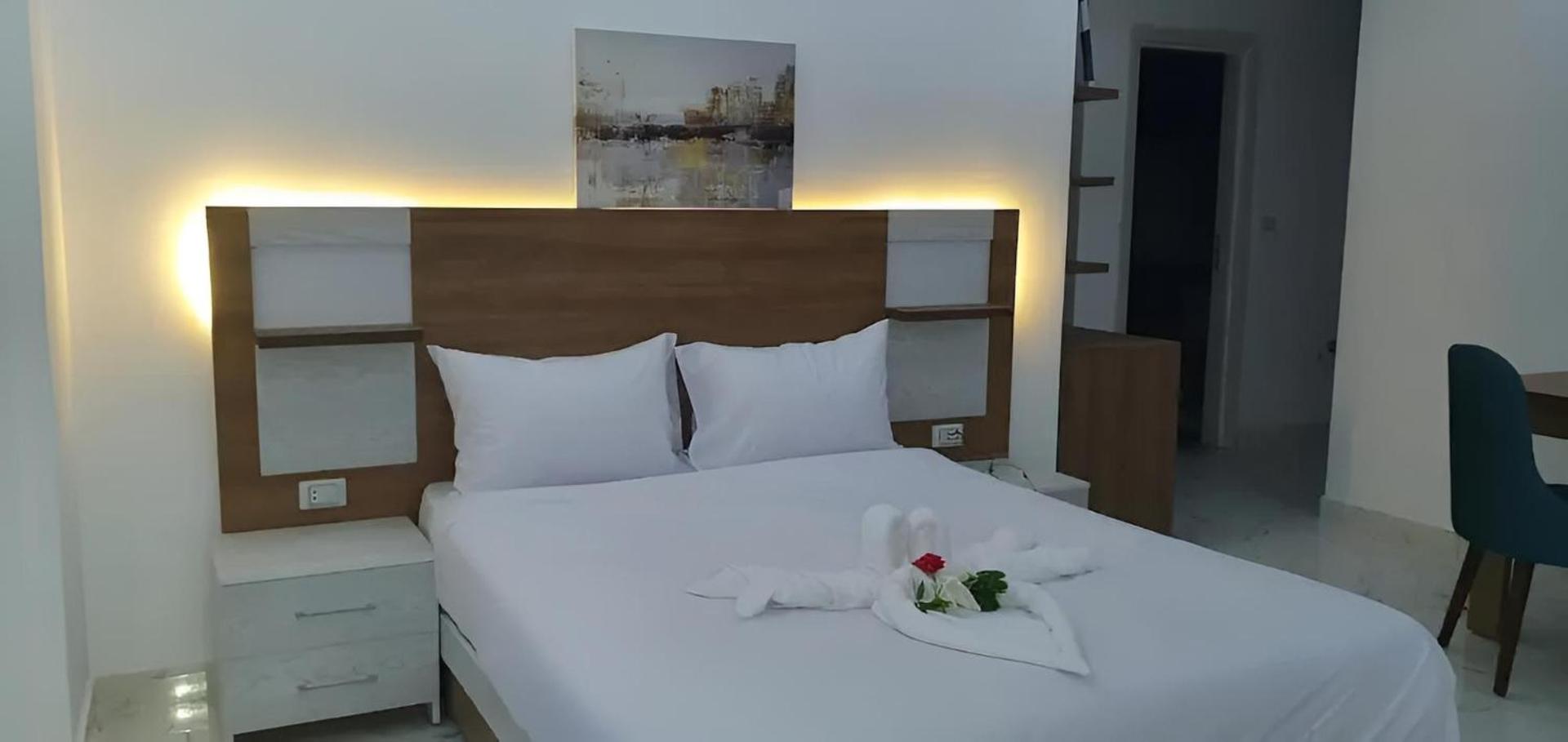 Queen T Suites All Inclusive resort - Photo 15