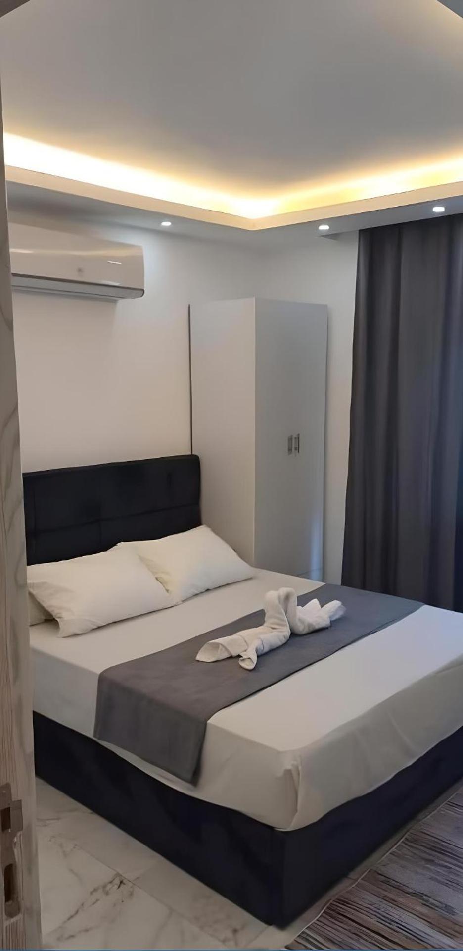 Queen T Suites All Inclusive resort - Photo 17