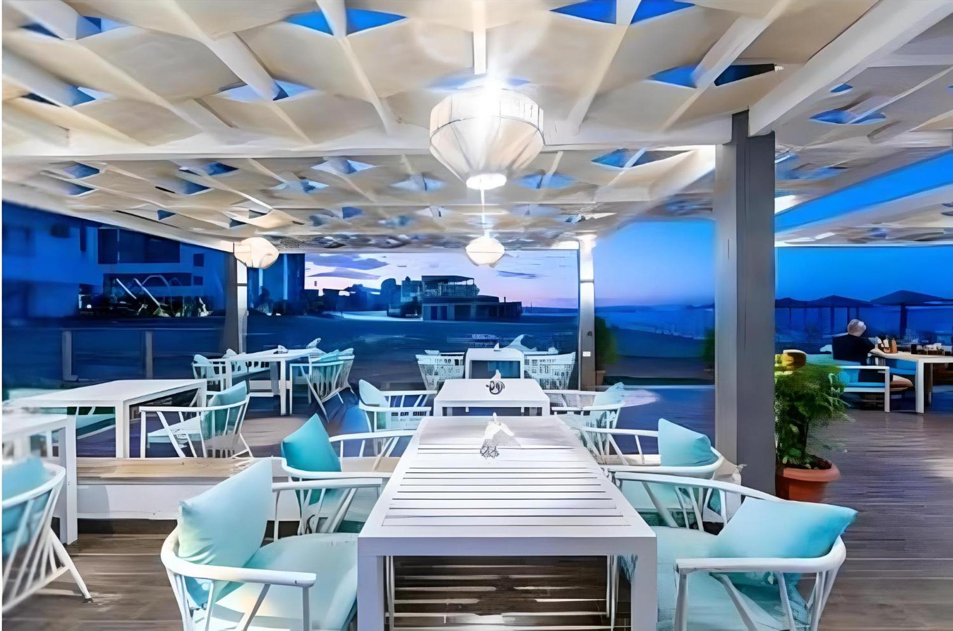 Queen T Suites All Inclusive resort - Photo 14