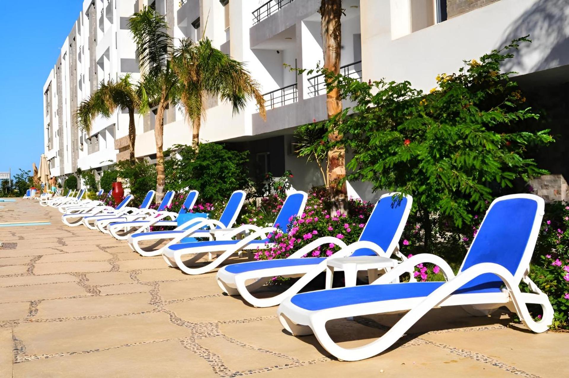 Queen T Suites All Inclusive resort - Photo 99