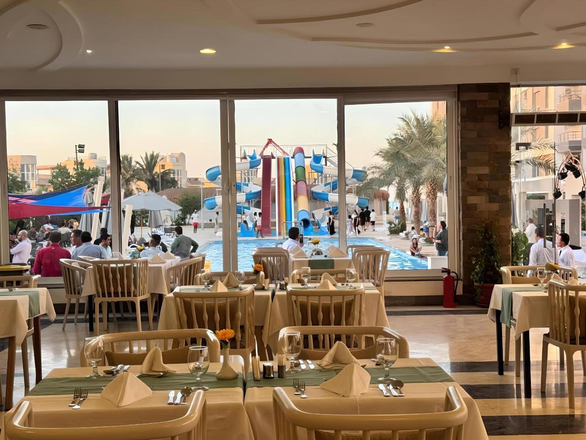 Queen T Suites All Inclusive resort - Photo 108