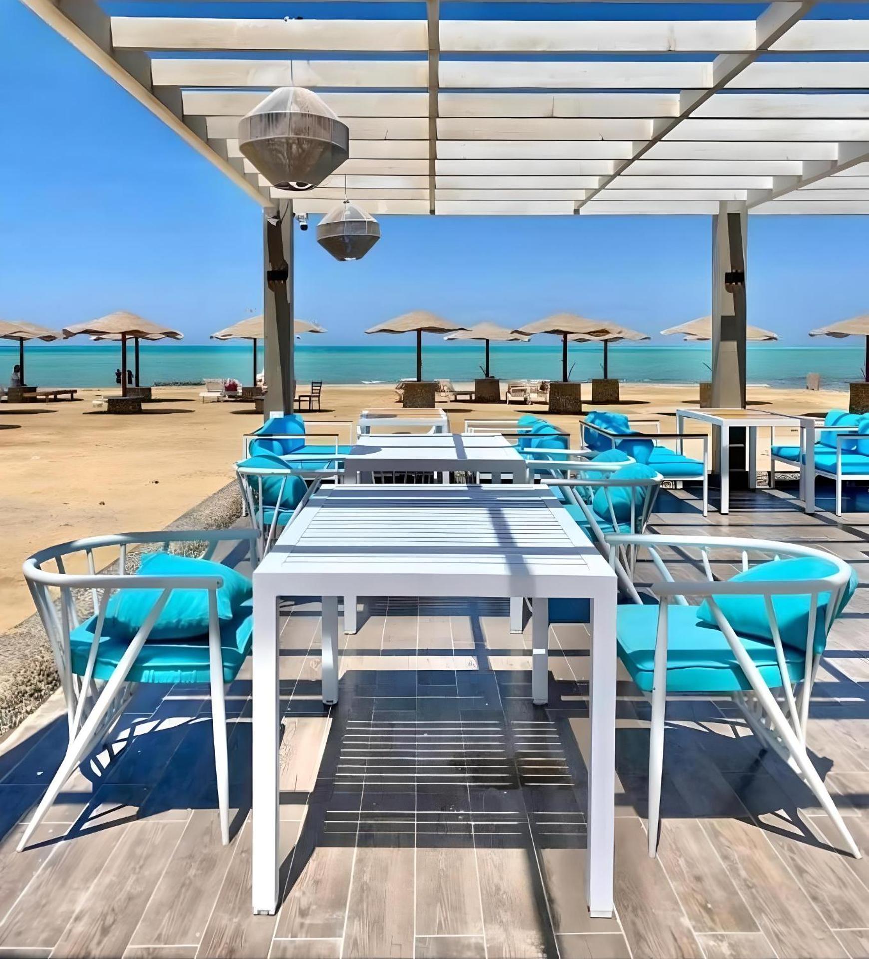 Queen T Suites All Inclusive resort - Photo 121