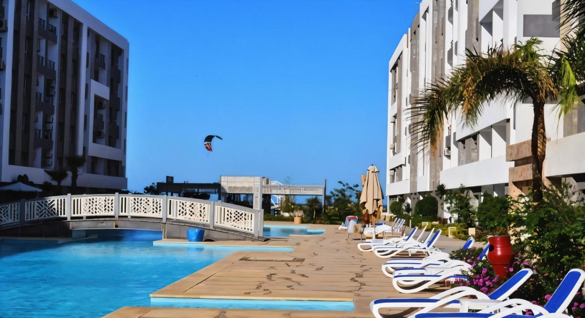 Queen T Suites All Inclusive resort - Photo 139