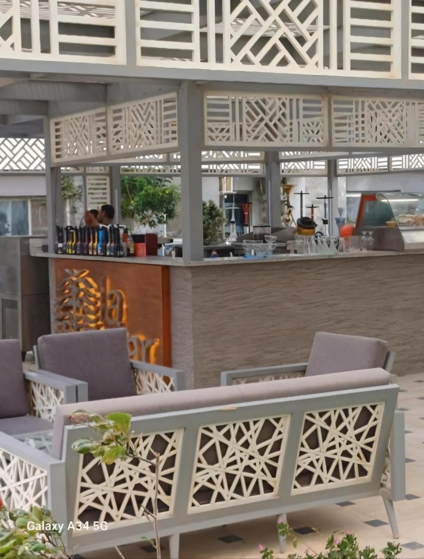 Queen T Suites All Inclusive resort - Photo 149