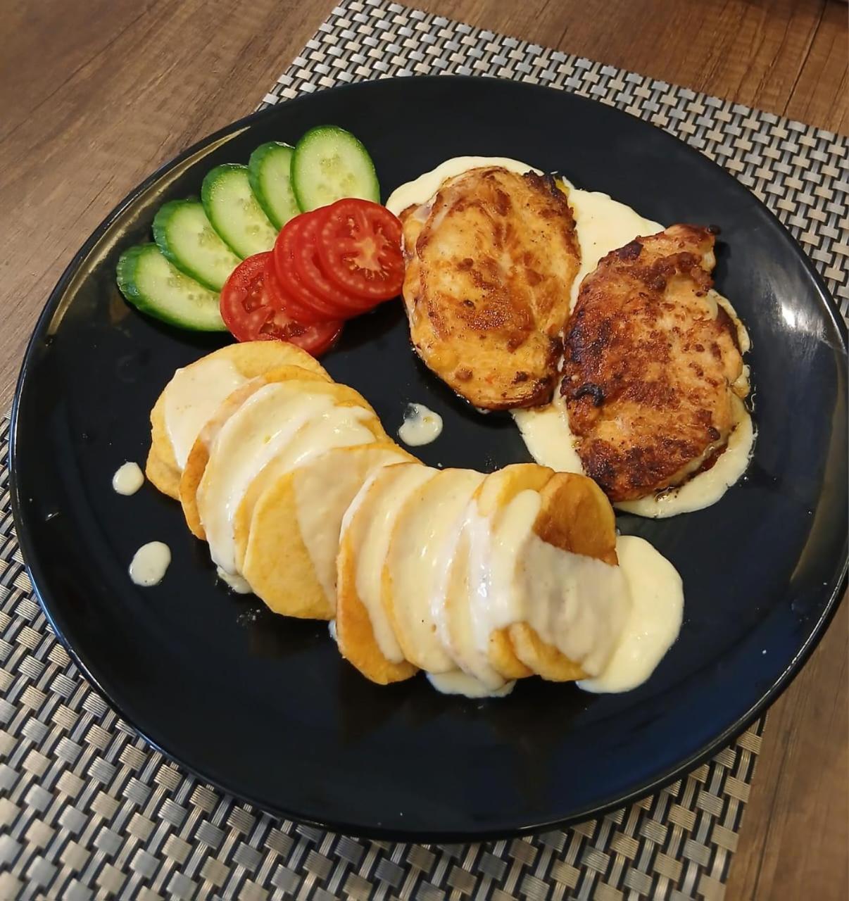 TK Royal & Spa - Photo 29