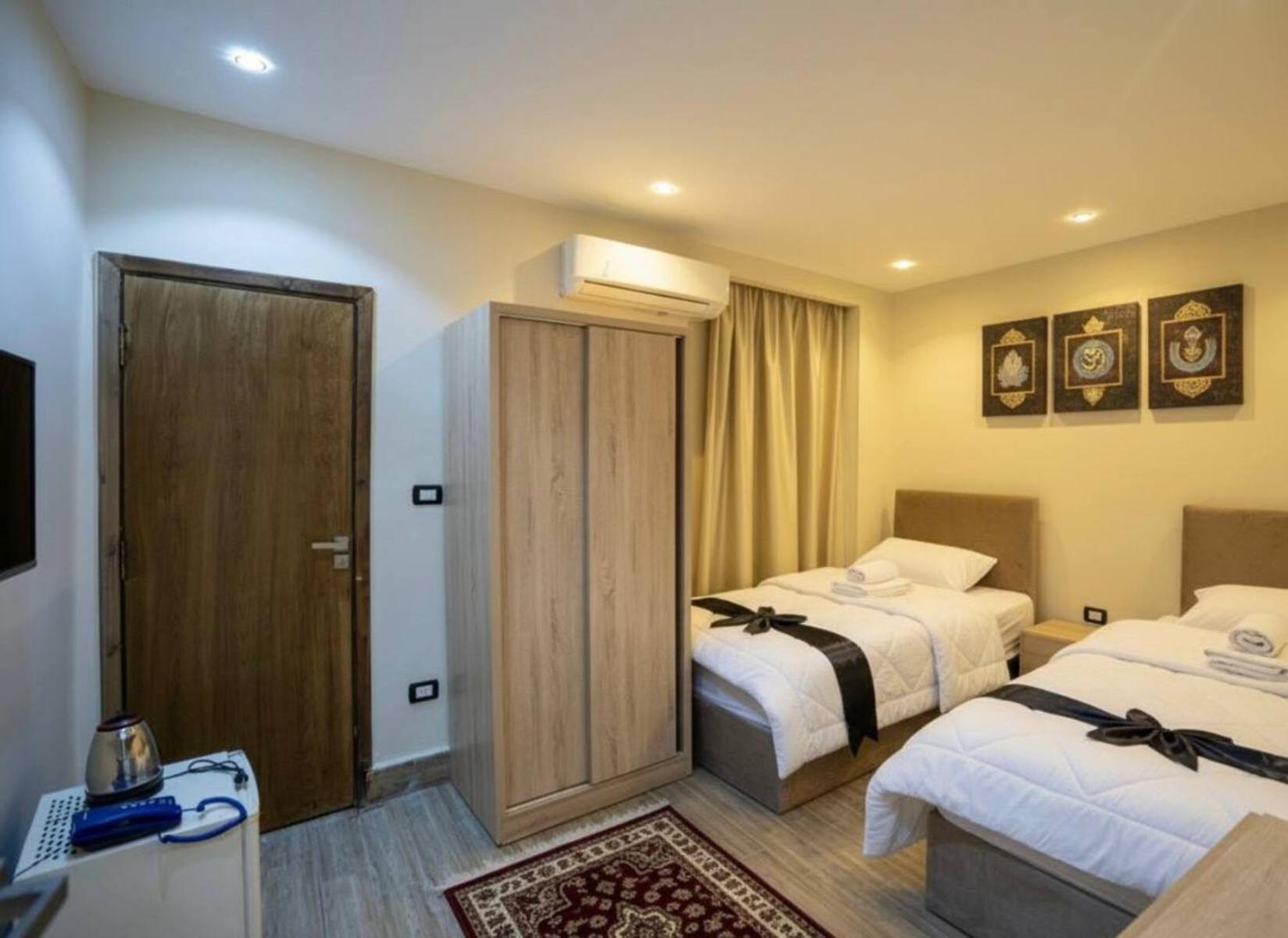 majjesticc INN pyramids view - Photo 45