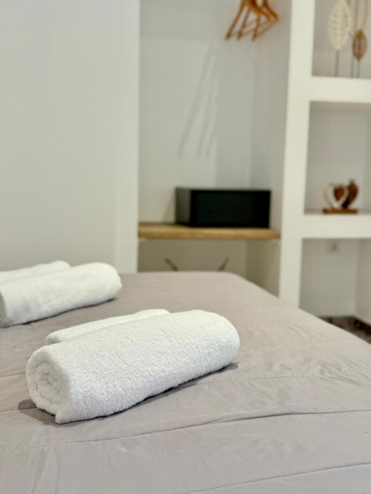 Fira Basement Studios - Photo 29