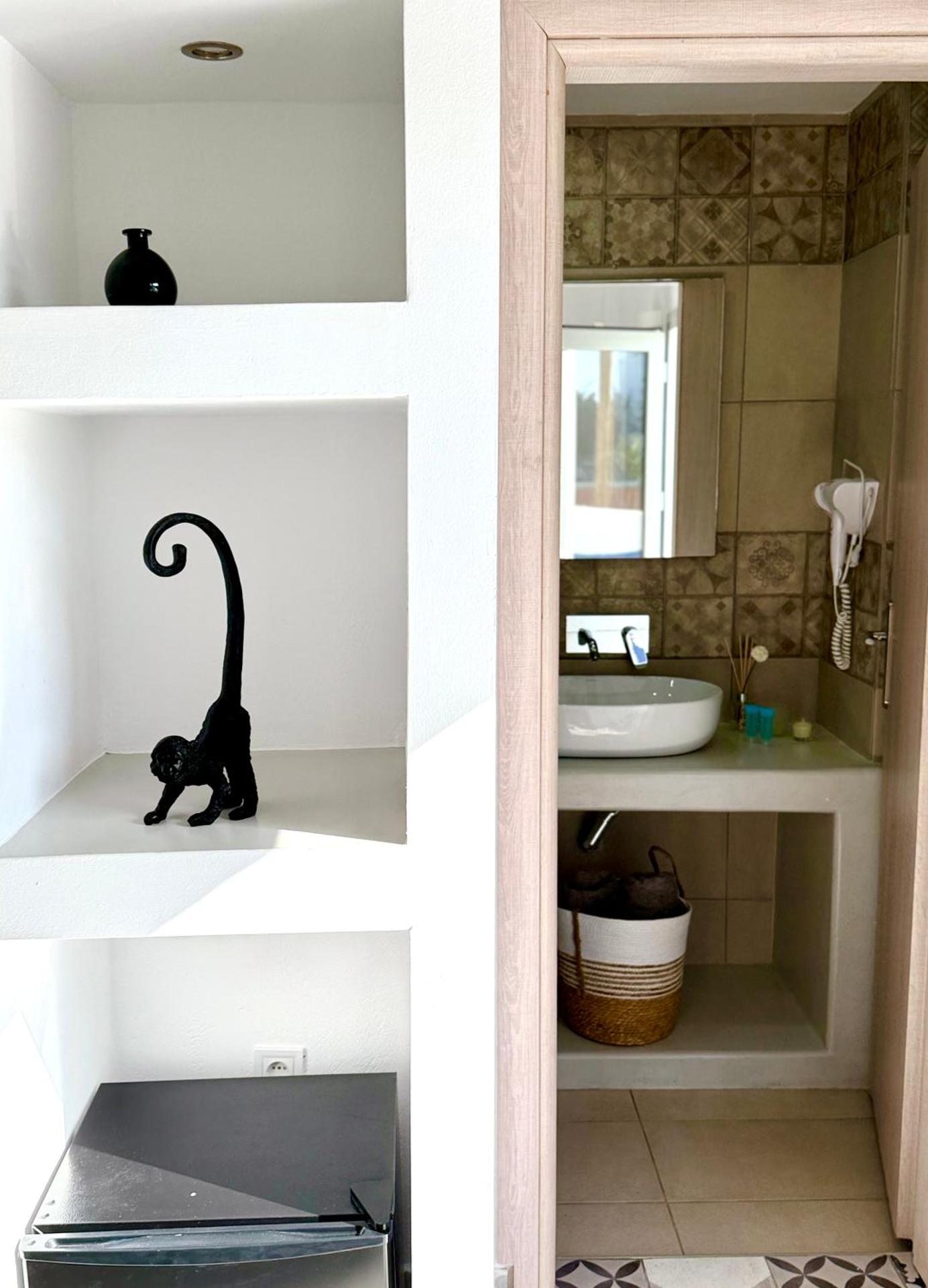 Fira Basement Studios - Photo 7