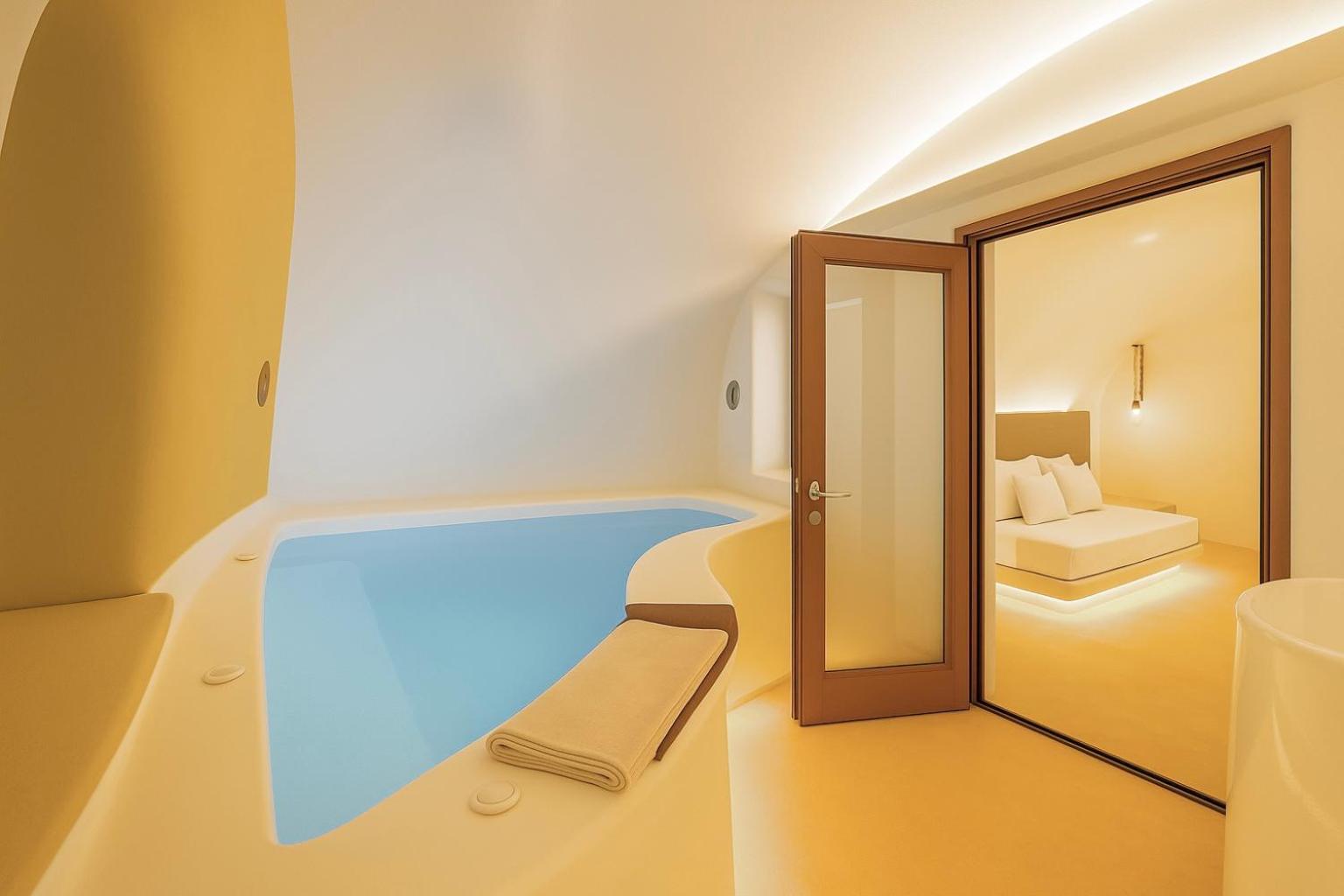 Chic Hotel Santorini - Photo 39