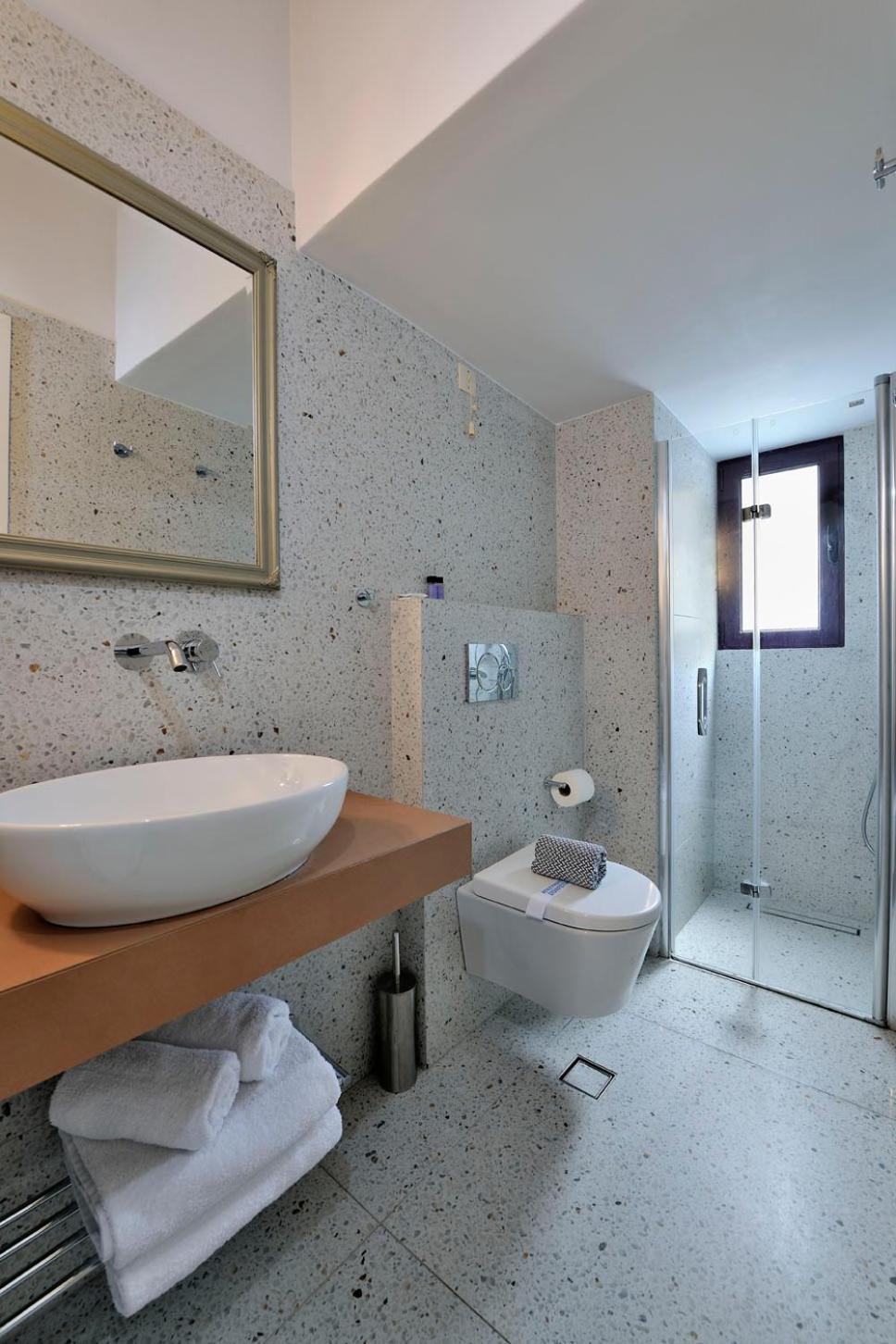 Dryades & Orion Hotel - Photo 12