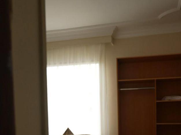 Three pyramids view & jacuzzi - Photo 33