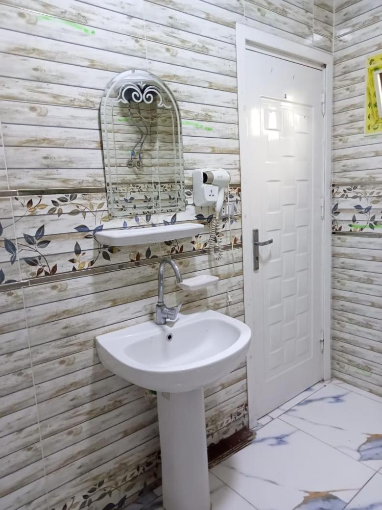 NEW Hostel pyramids - Photo 16