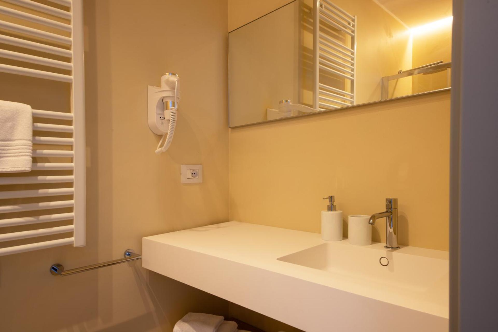 Borgo Cucumo by MONHOLIDAY - Photo 45