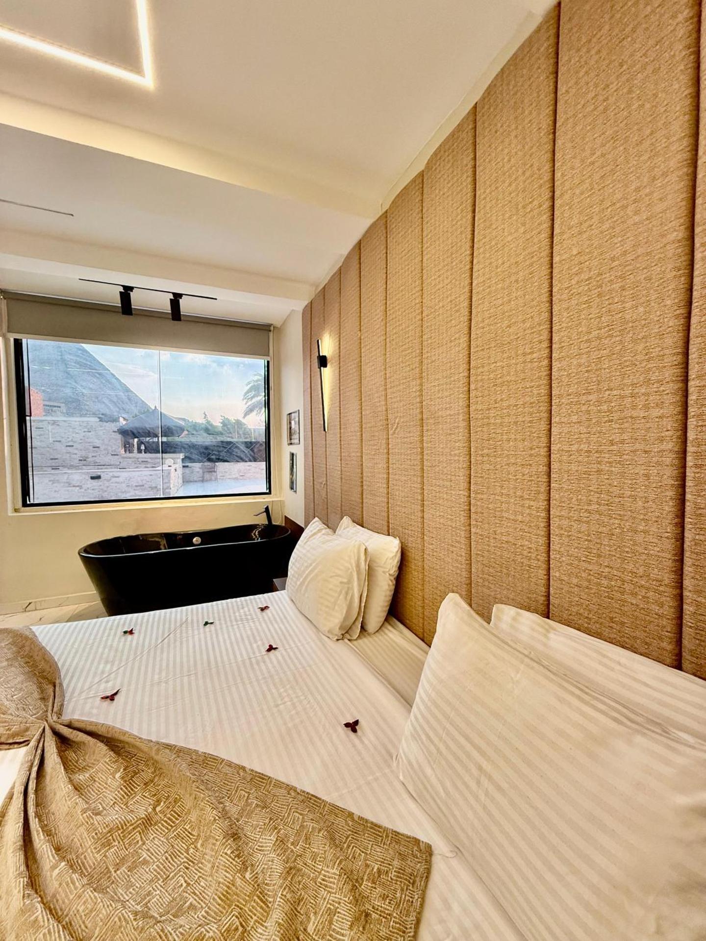 Dayy Pyramids View Hotel - Photo 28